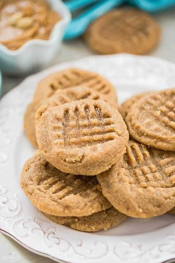 Sugar-Free-Low-Carb-Peanut-Butter-Cookies-on-a-plate-Recipe-Photo-Picture-.jpg