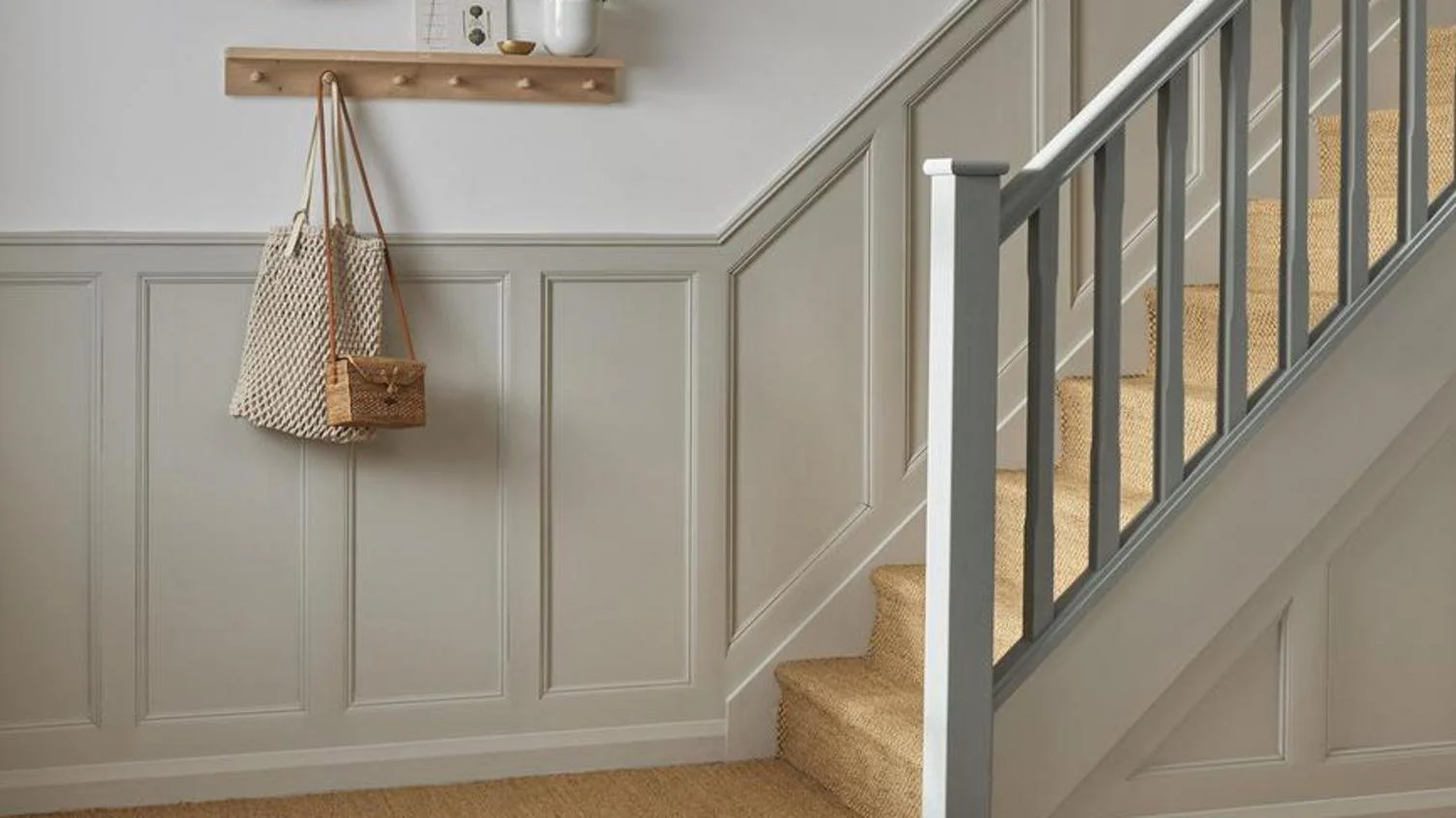 Kingswood Handyman wood paneling