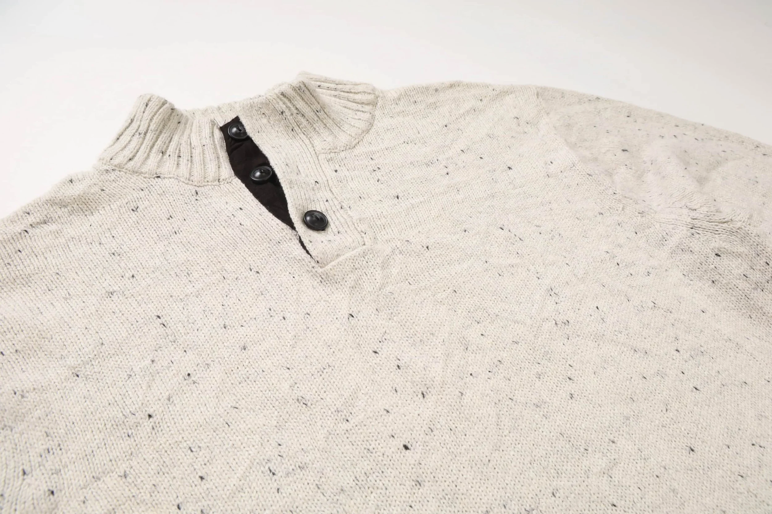 Chaps Grey Quarter-Button Medium