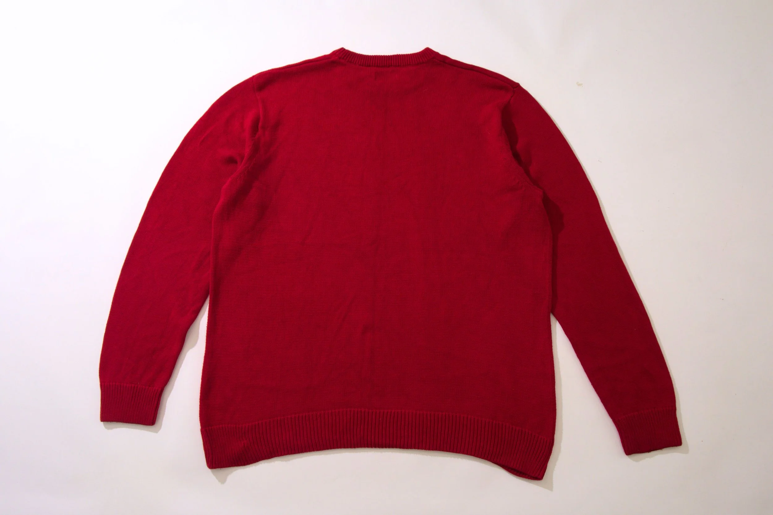 Red3XLSweaterBackShot.jpg