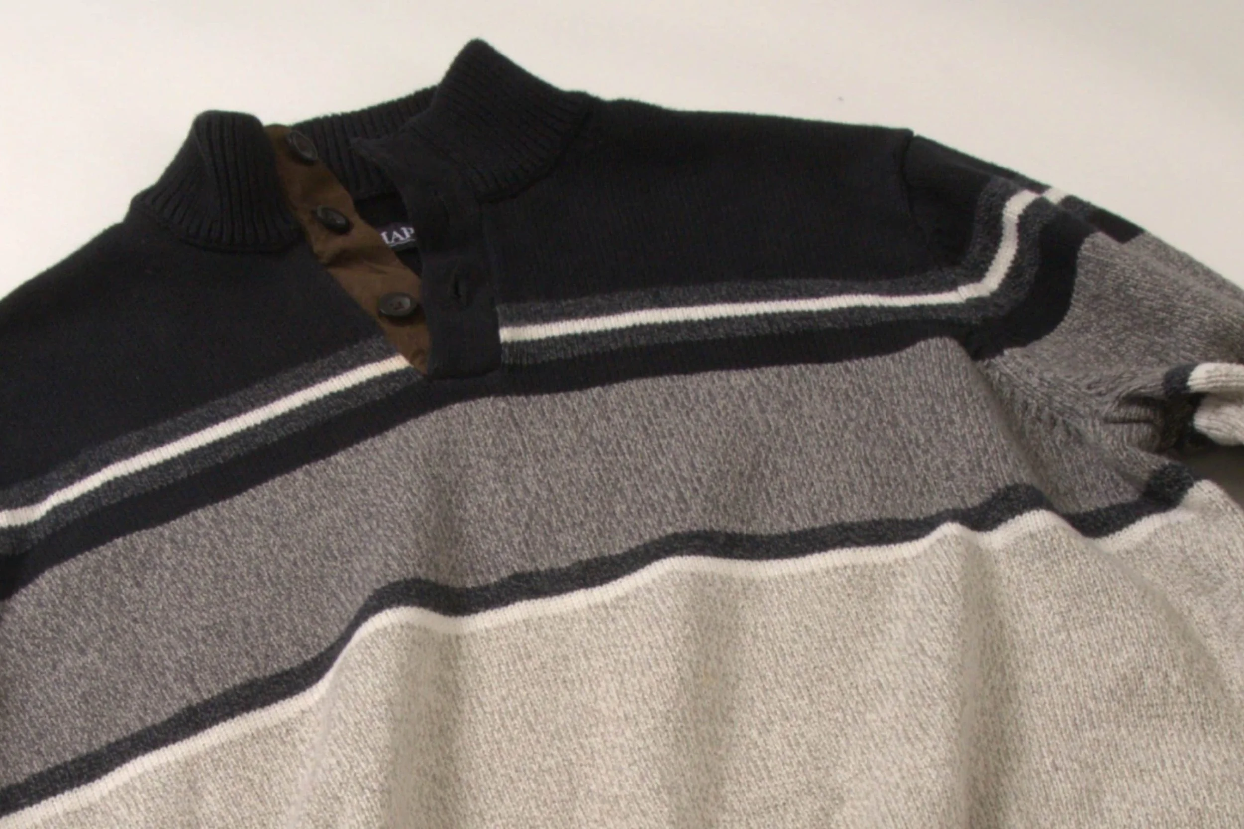 Chaps Grey/Navy Quarter-Zip Medium