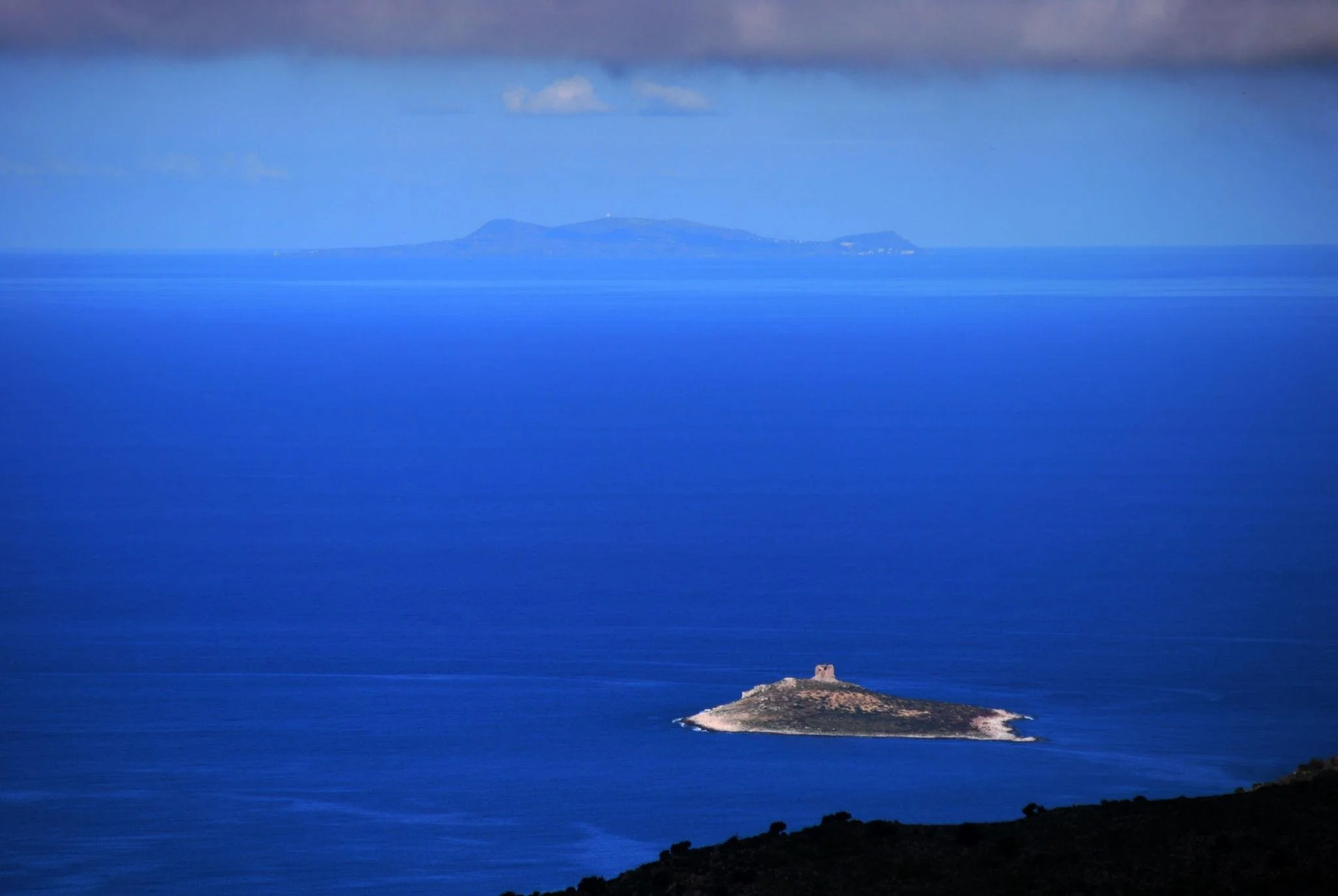 Ustica ö uppifrån.jpeg