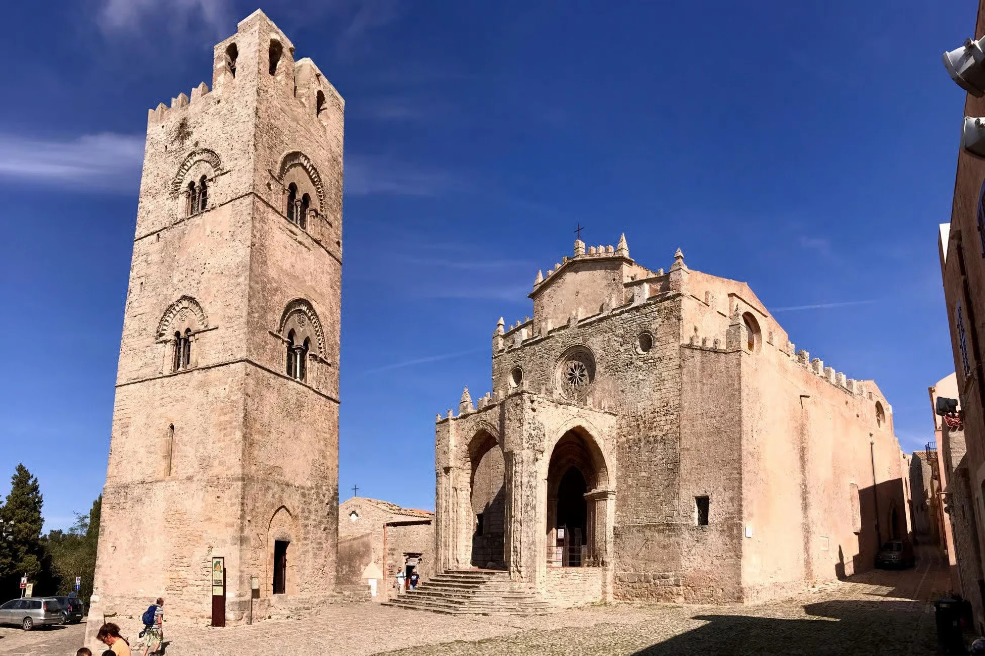 erice kyrka.jpg