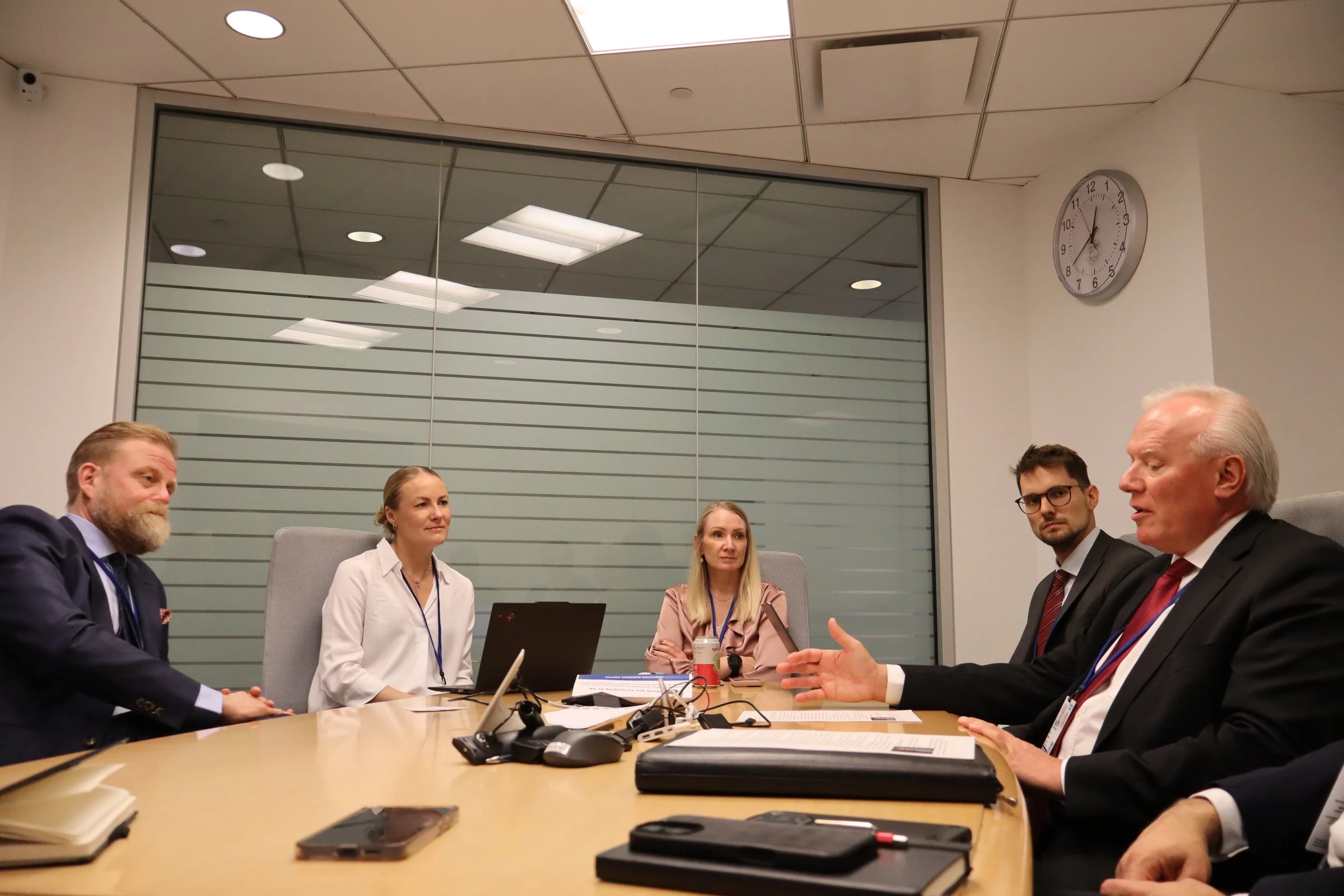  Meeting with Icelandic Central Bank officials 