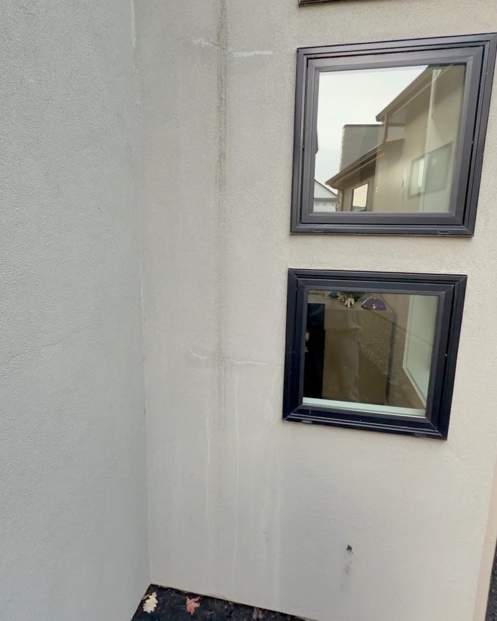 Drip edge was failing, so we cut it out reinstalled a new one! Then resurfaced the stucco. Problem solved!
#construction#boise#contractor#treasurevalley#idaho