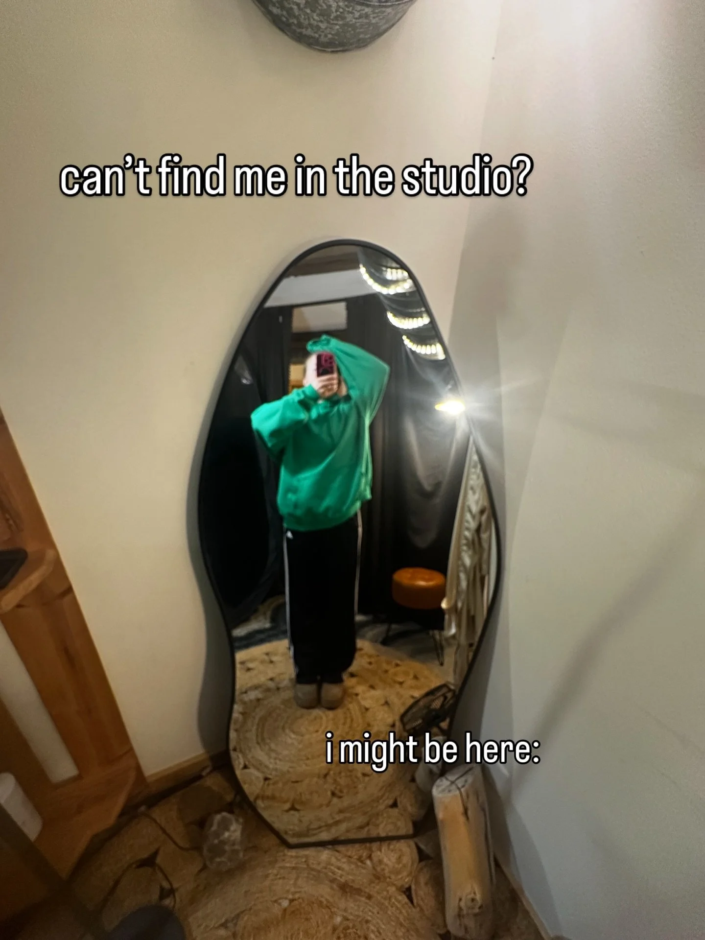 little bit of life outside the studio! when I&rsquo;m not in the studio bronzing you babes you&rsquo;ll probably find me somewhere like this ✨