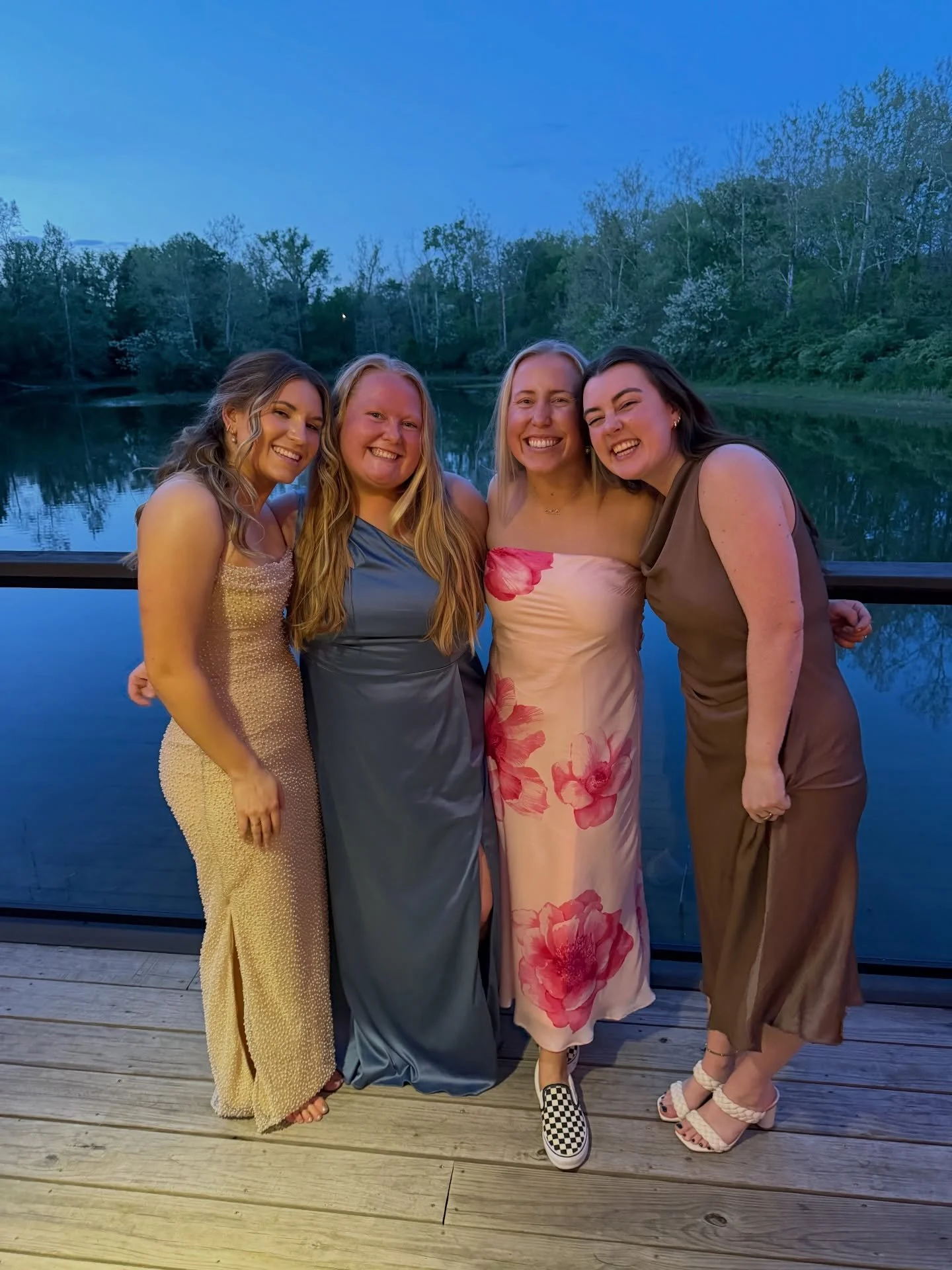Tornado warnings, cheese curds and a tswift love story. Congrats to Megan and Spencer, thx for the Midwest experience!!!