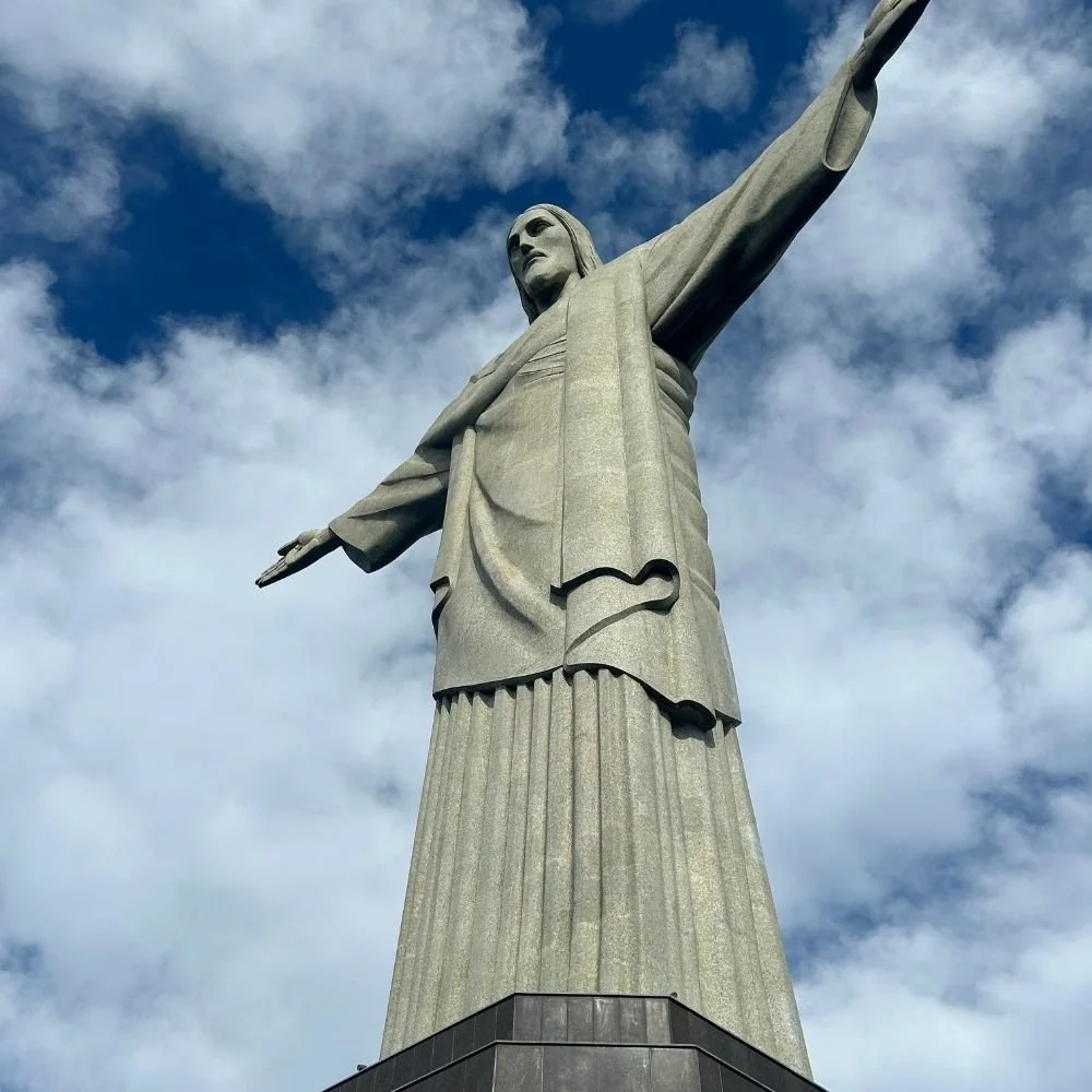 Uma estátua do Cristo Redentor