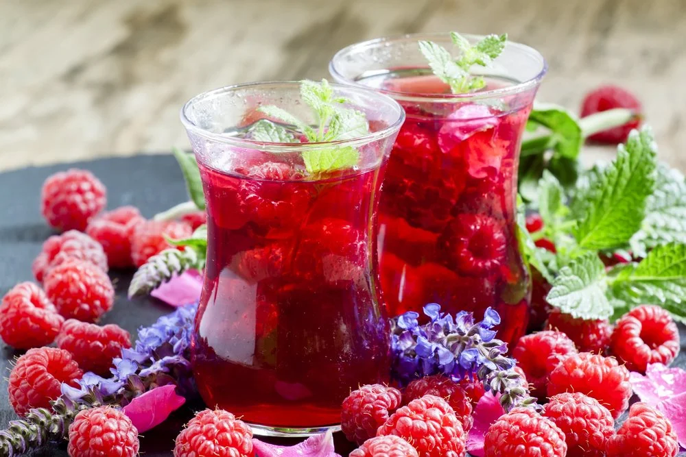 HIBISCUS RASPBERRY TEA.jpg