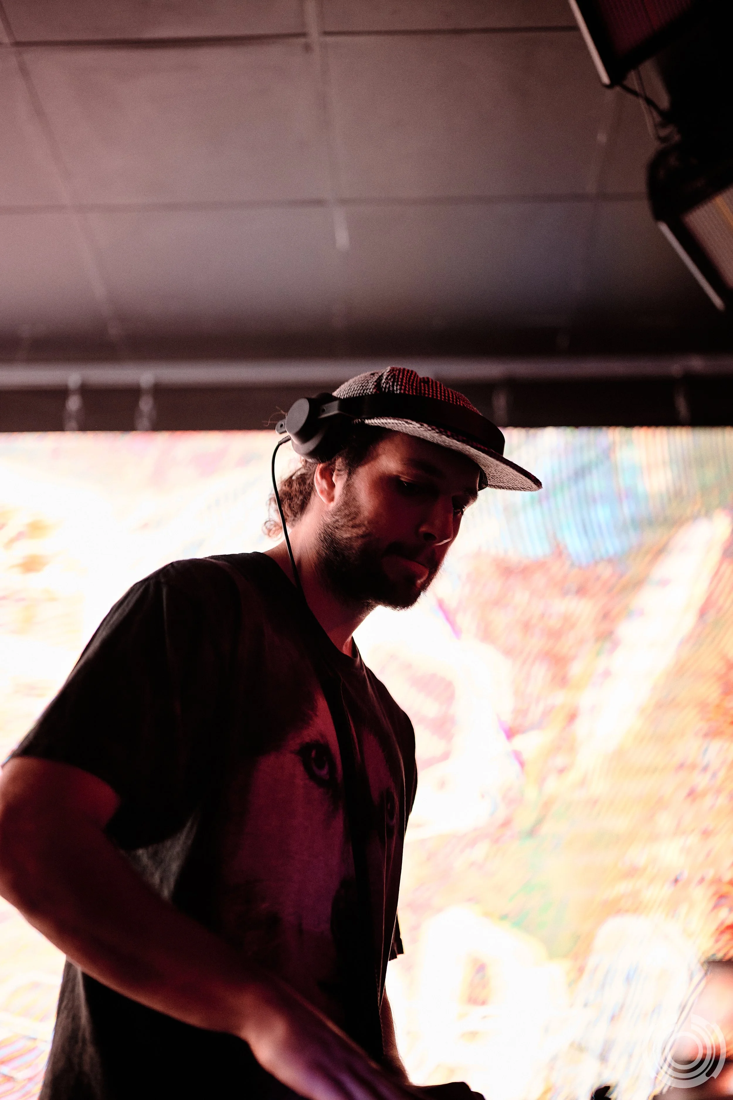 Artifakts RCC 0502 3.jpeg