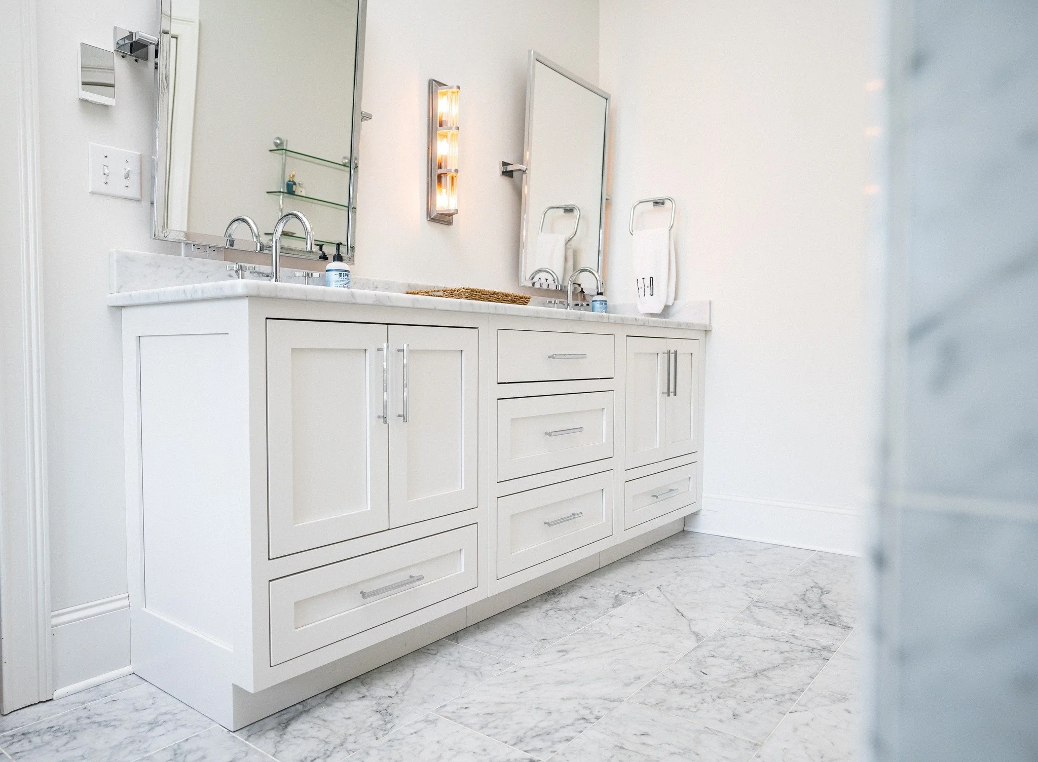 Inset, Slab & Shaker, bathroom2.jpg