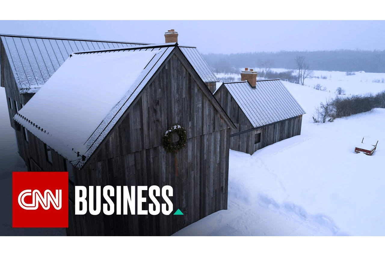 CNN Business Features LAMAS’ Townships Farmhouse in “Rustic Yet Modern Converted Barns”