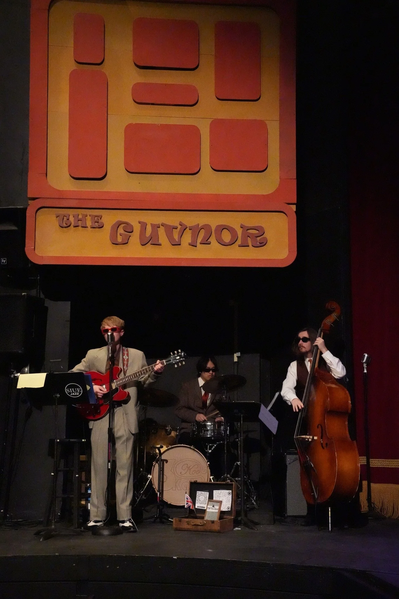 Game Show Wall Photo #2