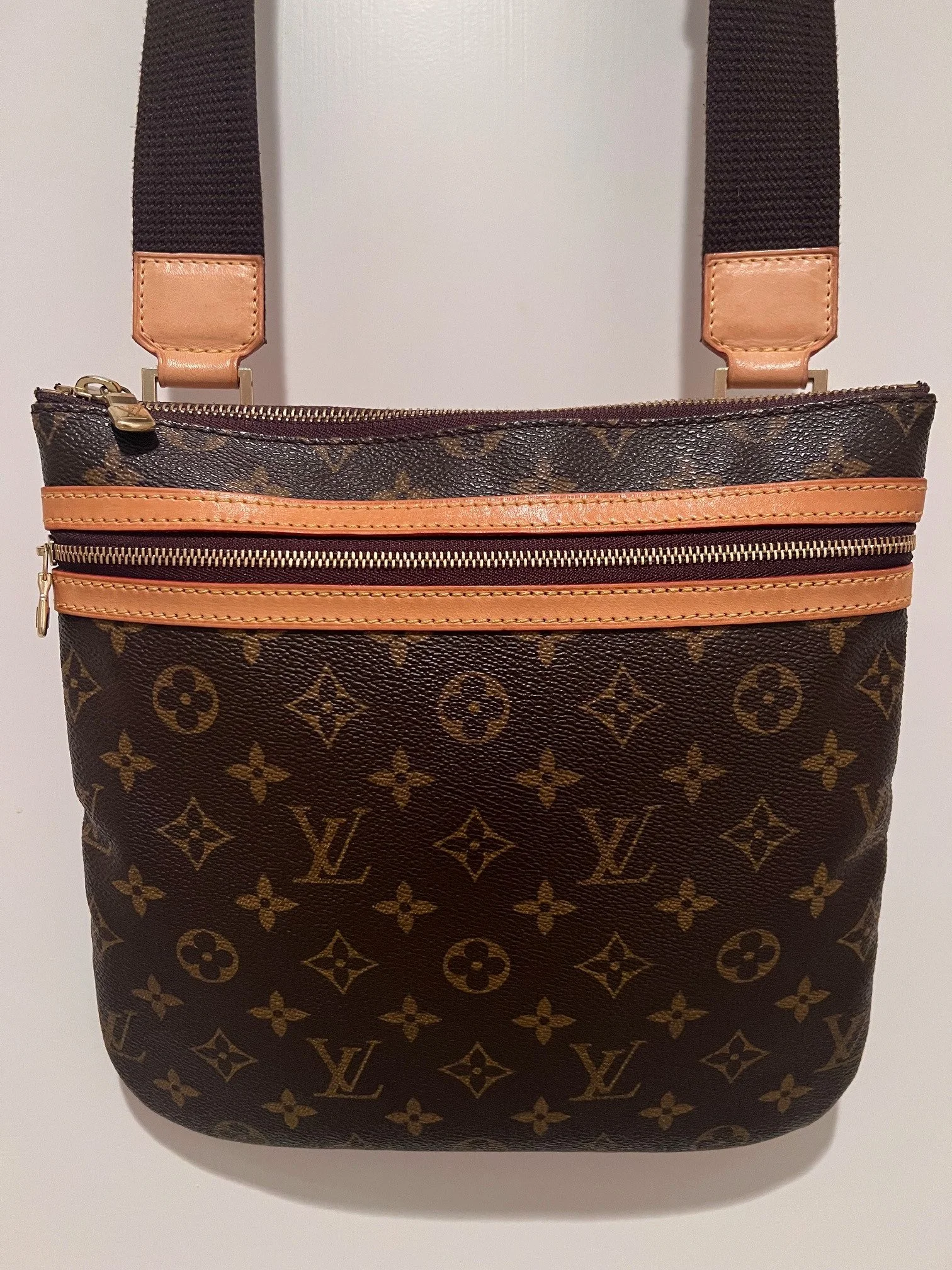 Louis Vuitton Monogram Canvas Pochette Bosphore Messenger Bag