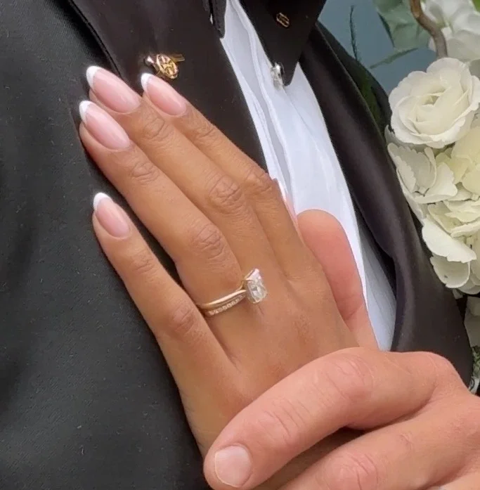 engagement ring worn by a bride at a Marylebone London wedding