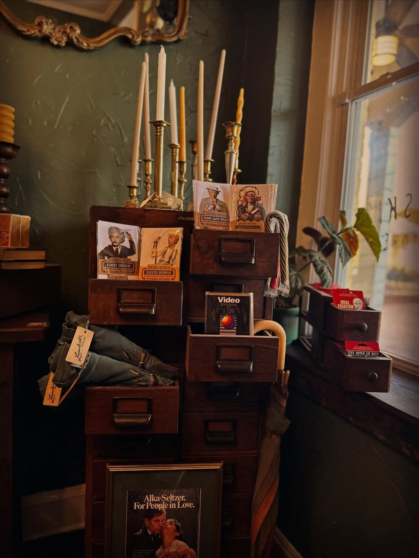 Okay okay we are OPEN! 11-3:30

Come get your last minute Christmas gifts and stocking stuffers.

Thank you for being patient with my wacky hours. Can&rsquo;t wait to see you 🎄