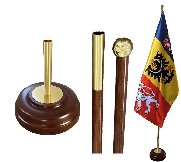 interierovy_stojan_Lux_Dreveny_Google.jpg