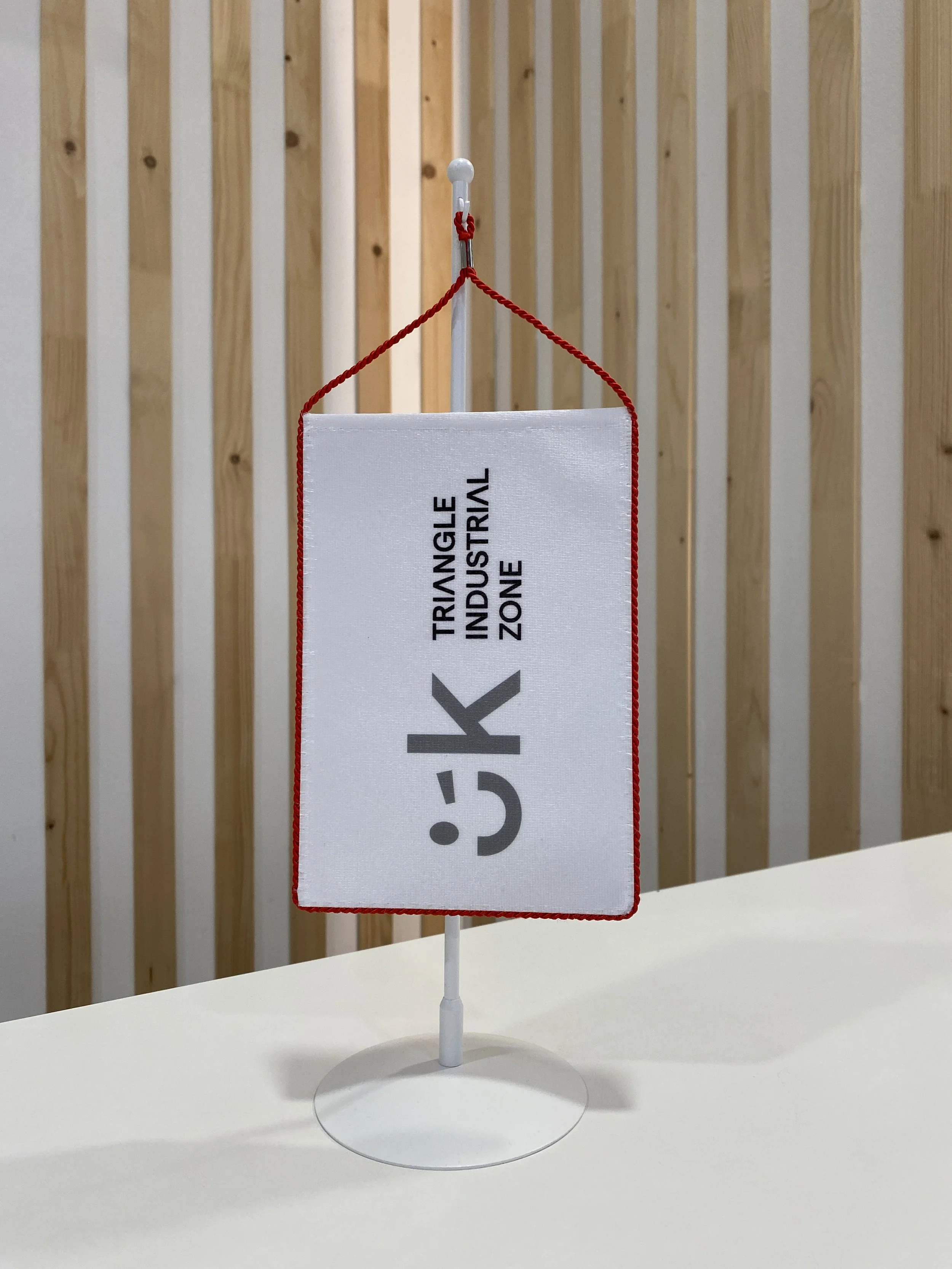 stolní vlaječka obdélníkový tvar - výroba na zakázku