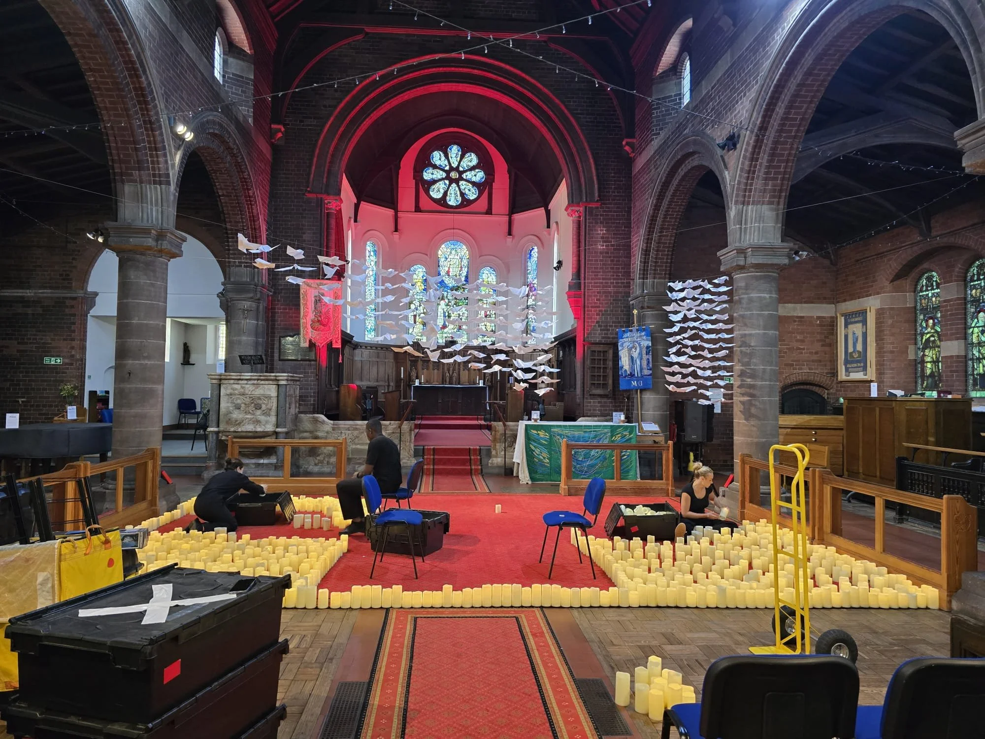 The Green Room is open, the musicians are on their way and the set-up team from @lumosliveconcerts are here... we've never seen so many candles, and looking at the boxes, there are lots more to come!

If you're going hope you have a brilliant time;  