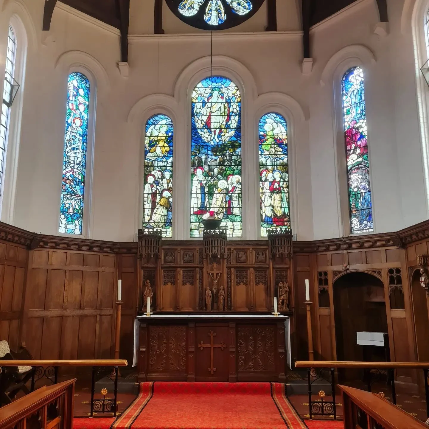 Wanting a smaller, stress free wedding?

Weddings can be extortionate, and so stressful to organise, so if you are wanting to buck the trend and are looking for something smaller and more intimate, then our Chancel might just be what you're looking f