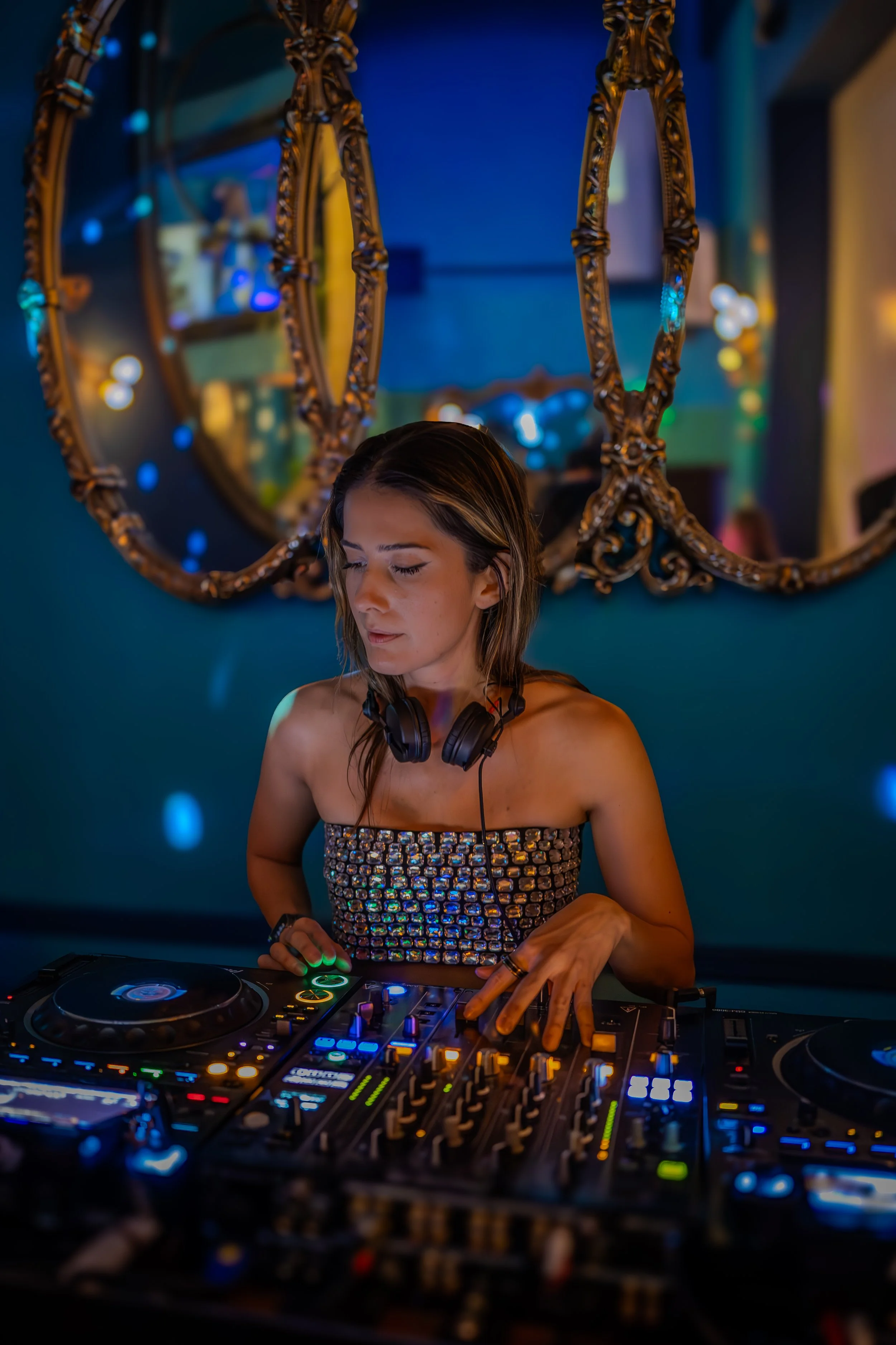 Steamy Windows &  Simon Shackleton