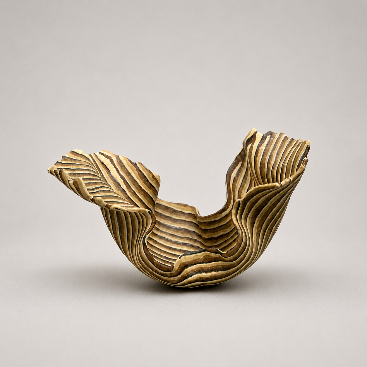 * Title: uNtItLeD_VIII.II, @2026  * Medium: Azabache LC 3, earthernware, stonewares  
* Size: 8" x 13" x 8"