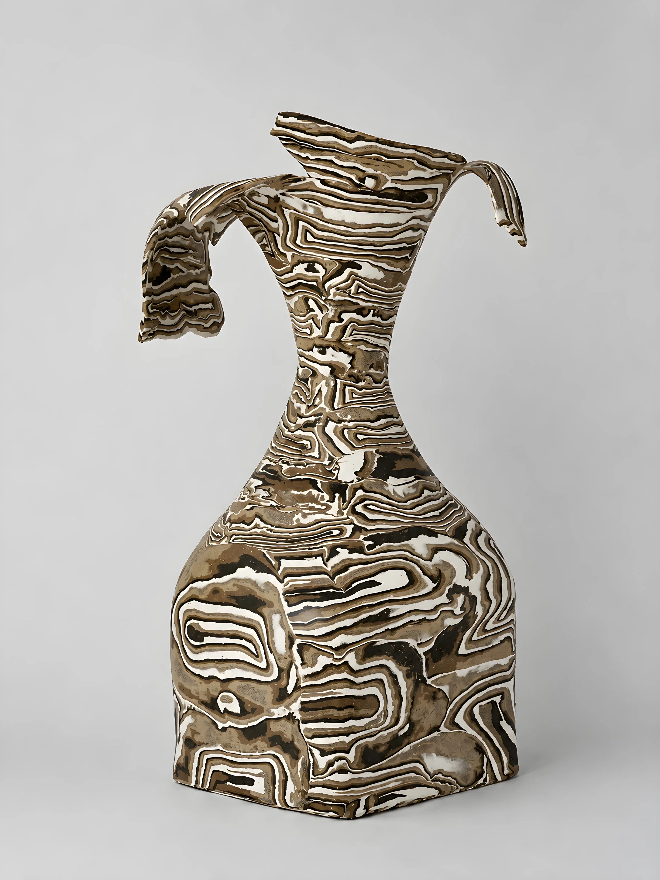 * Title: uNtItLeD_IIII, @2021
* Medium: Layered clay (Porcelain, Stoneware, Earthenware)
* Size: 12" x 7" x 5.5"