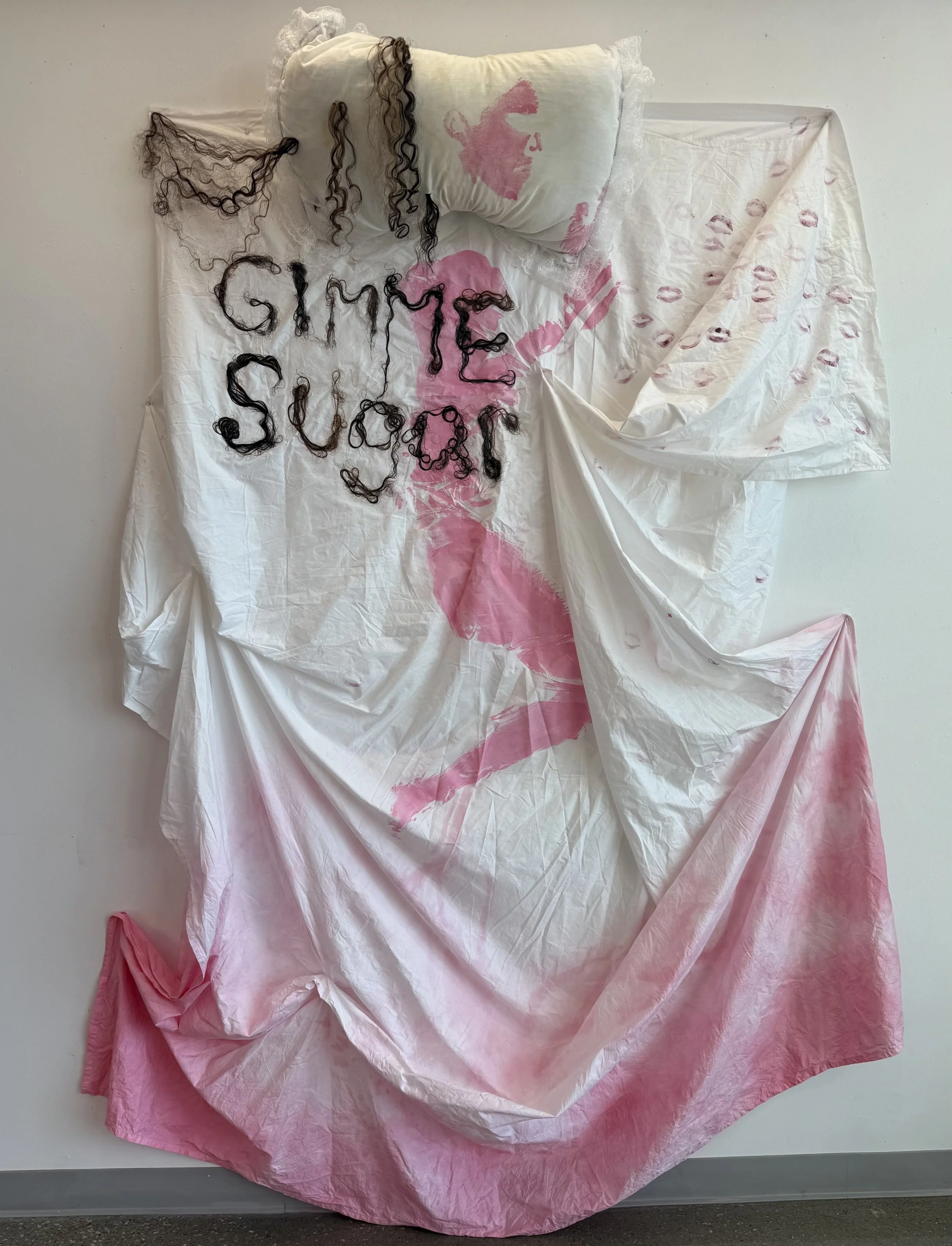 Goodnight
Bed linen, pillow, hair, lipstick, and paint
2025