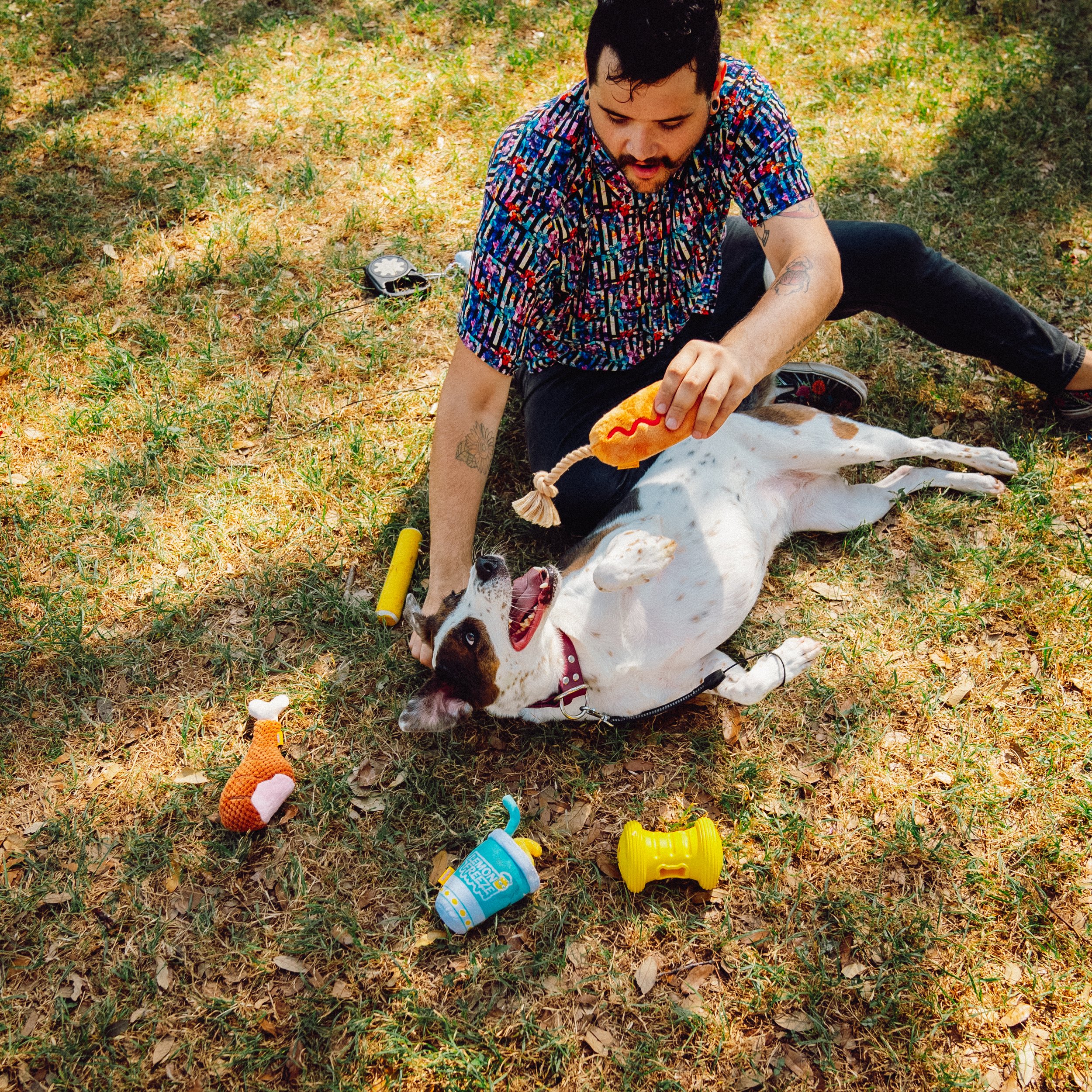 Woof & Whisker Photoshoot
Art Direction & Social Media Content Creation