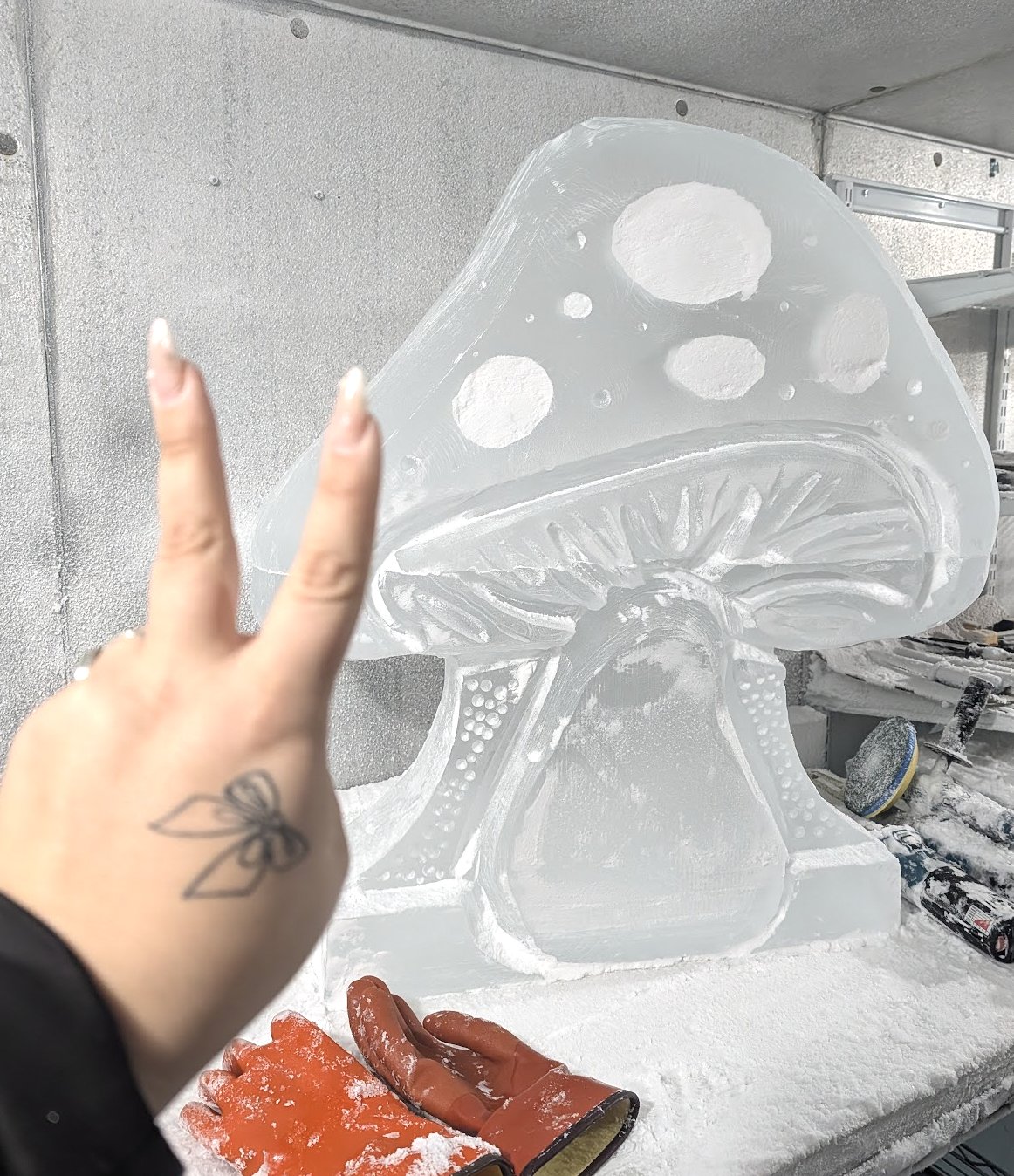 Girls Carve Ice Sculptures Yeah!