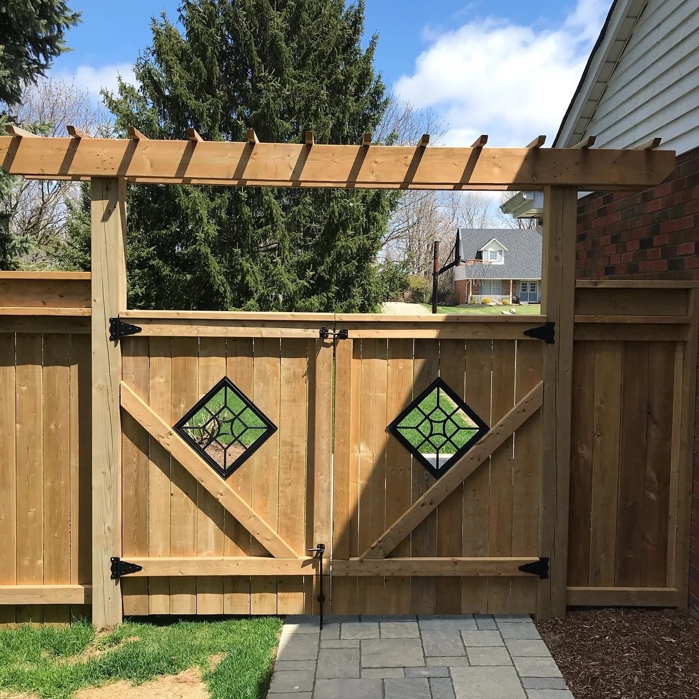 Fence gate with arbor.jpg