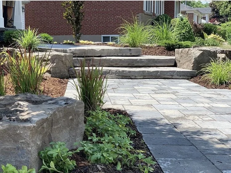 Natural stone - oversize flagstone steps 1.jpg