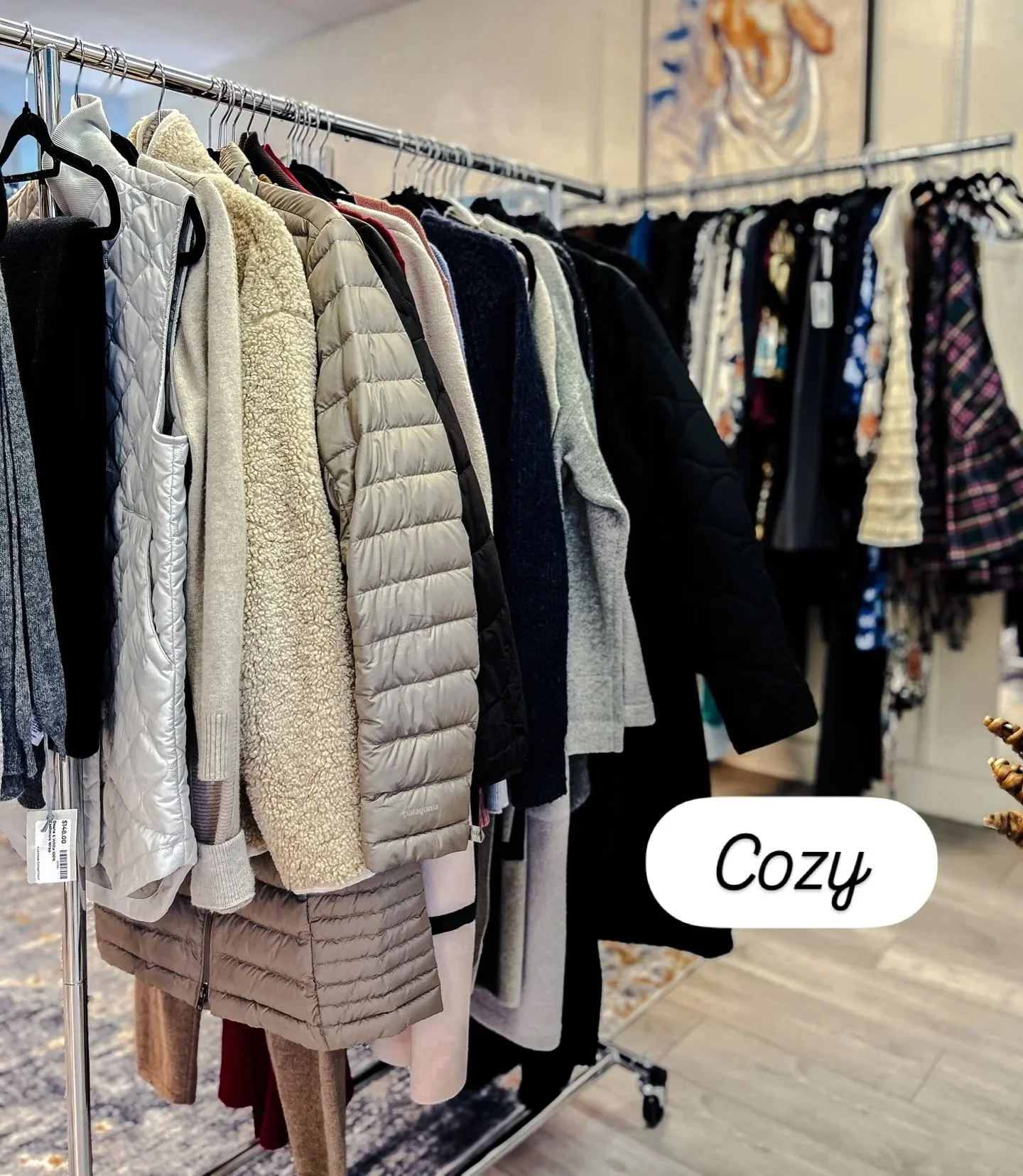 All The Adjectives To Wrap Up A Curated Christmas From @alamodeconsignment 🥂
Open Today, 10 to 4 🥂
We Have Refreshments &amp; Treats If You Need A Little Pick Me Up!