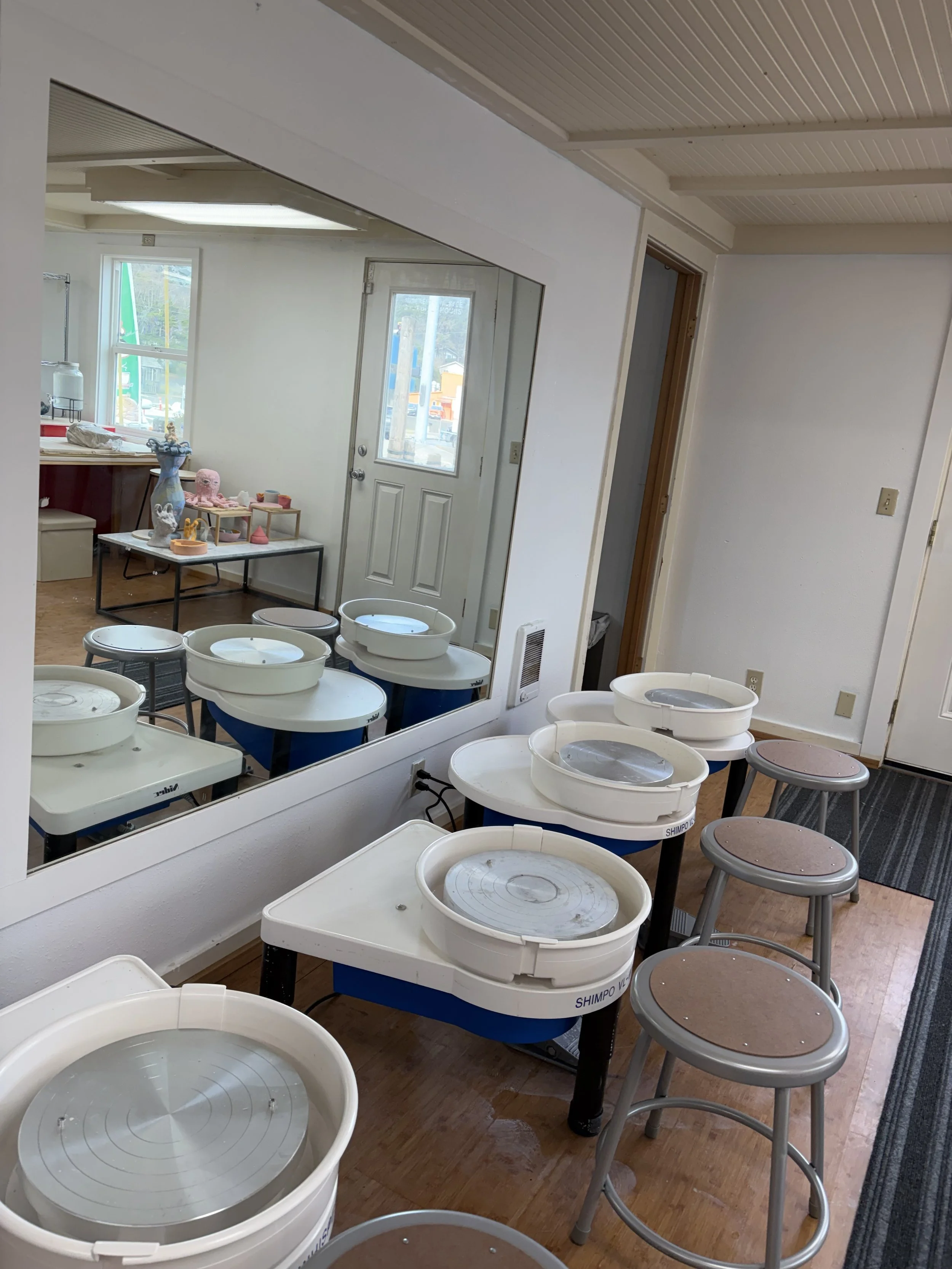 Saturday: Sip and Spin Session