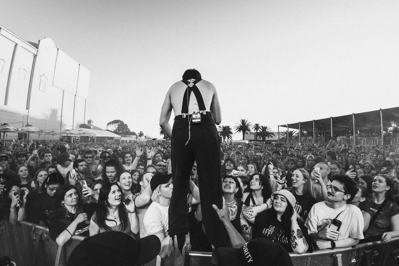 Shame_Palace Foreshore_080325-1099.jpg