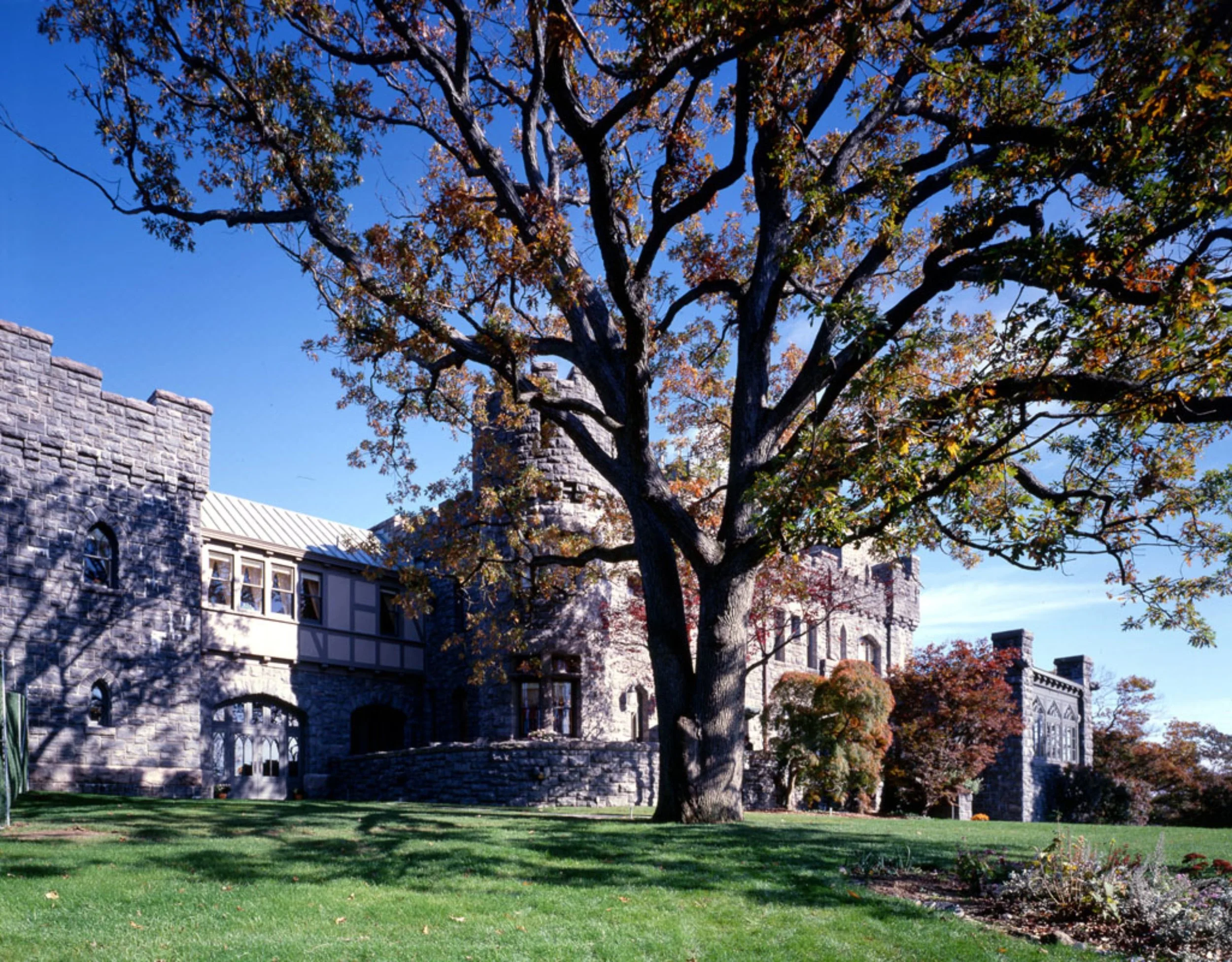 14_castle-tarrytown.jpg
