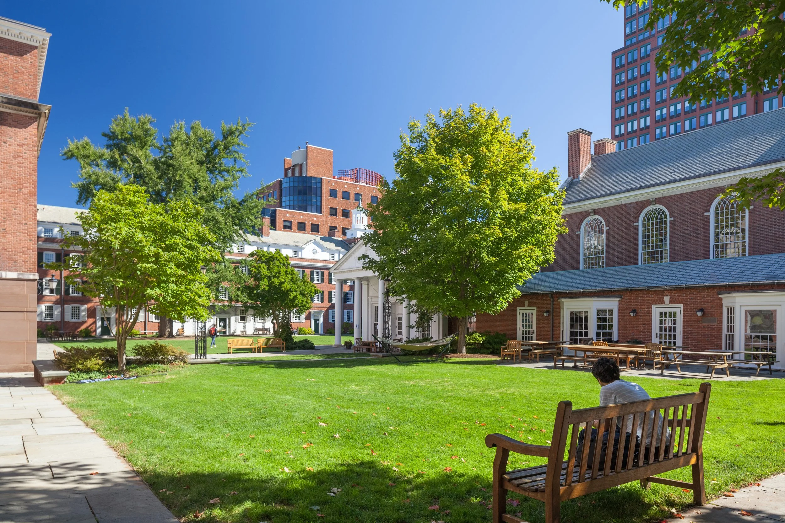 Yale_140926_004.jpg
