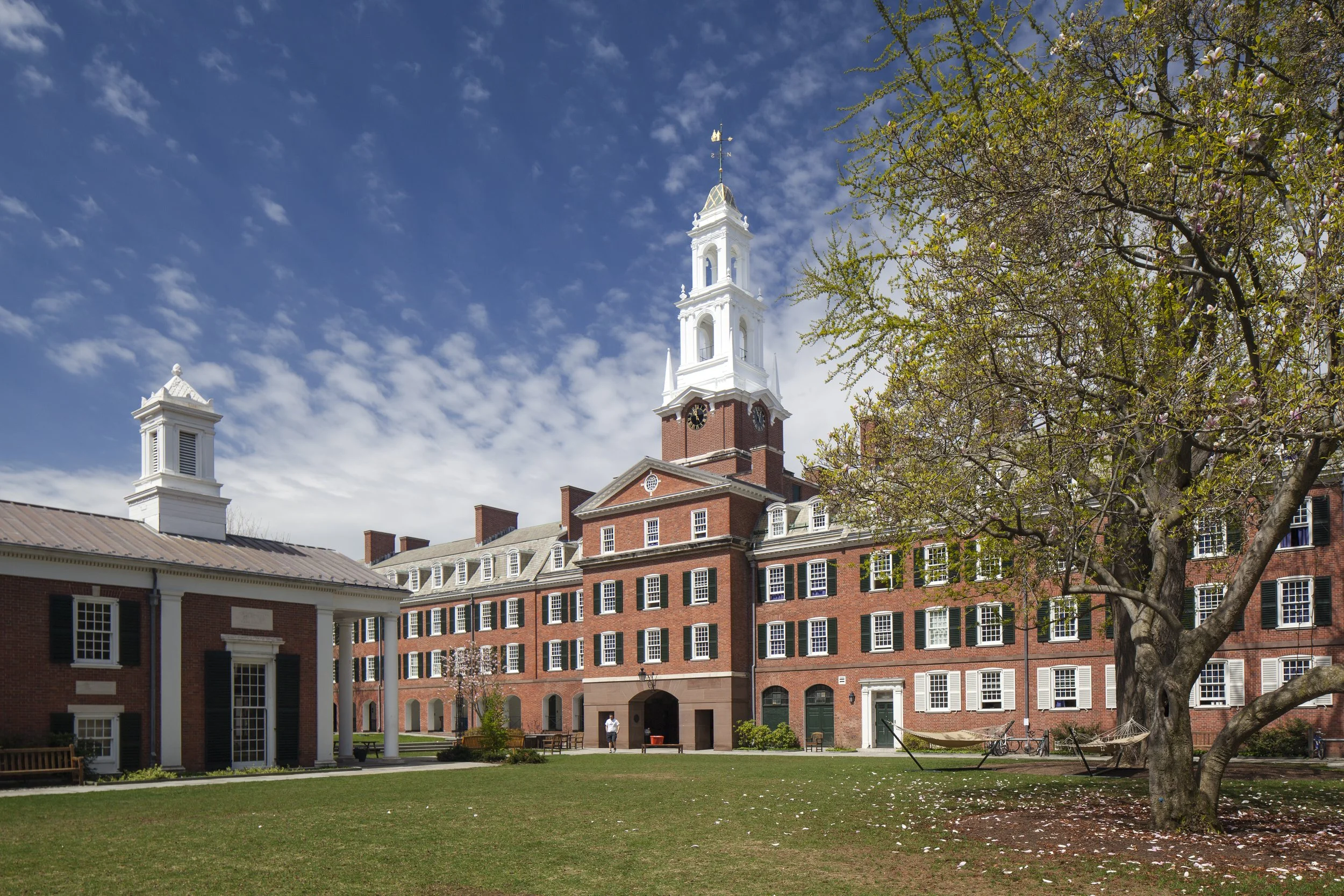 Yale_140506_001.jpg