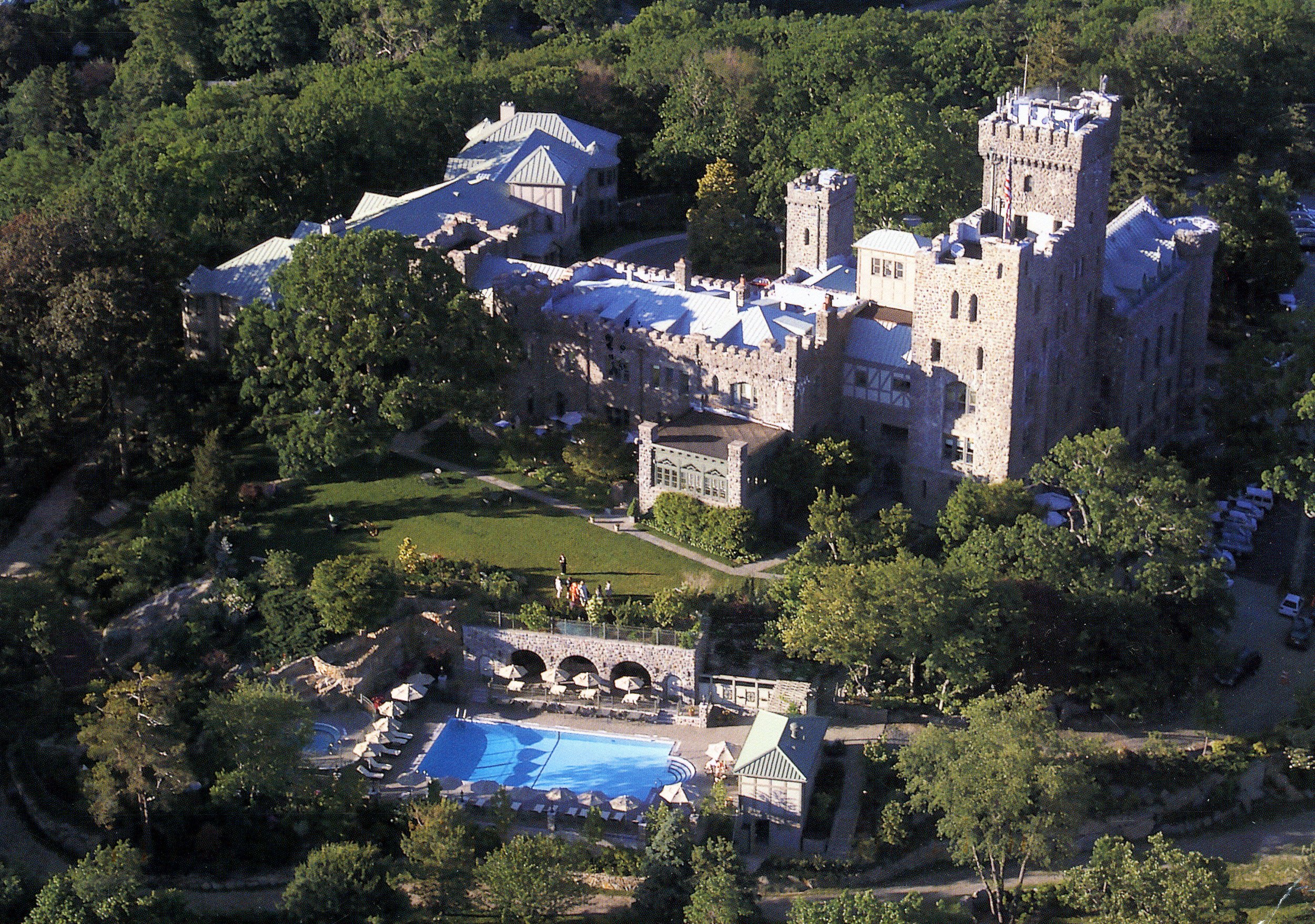 Castle tarrytown aerial.jpg