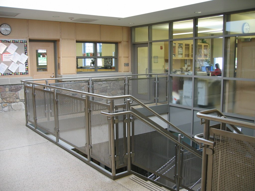 4-15-05 Agness Irwin School 007.jpg