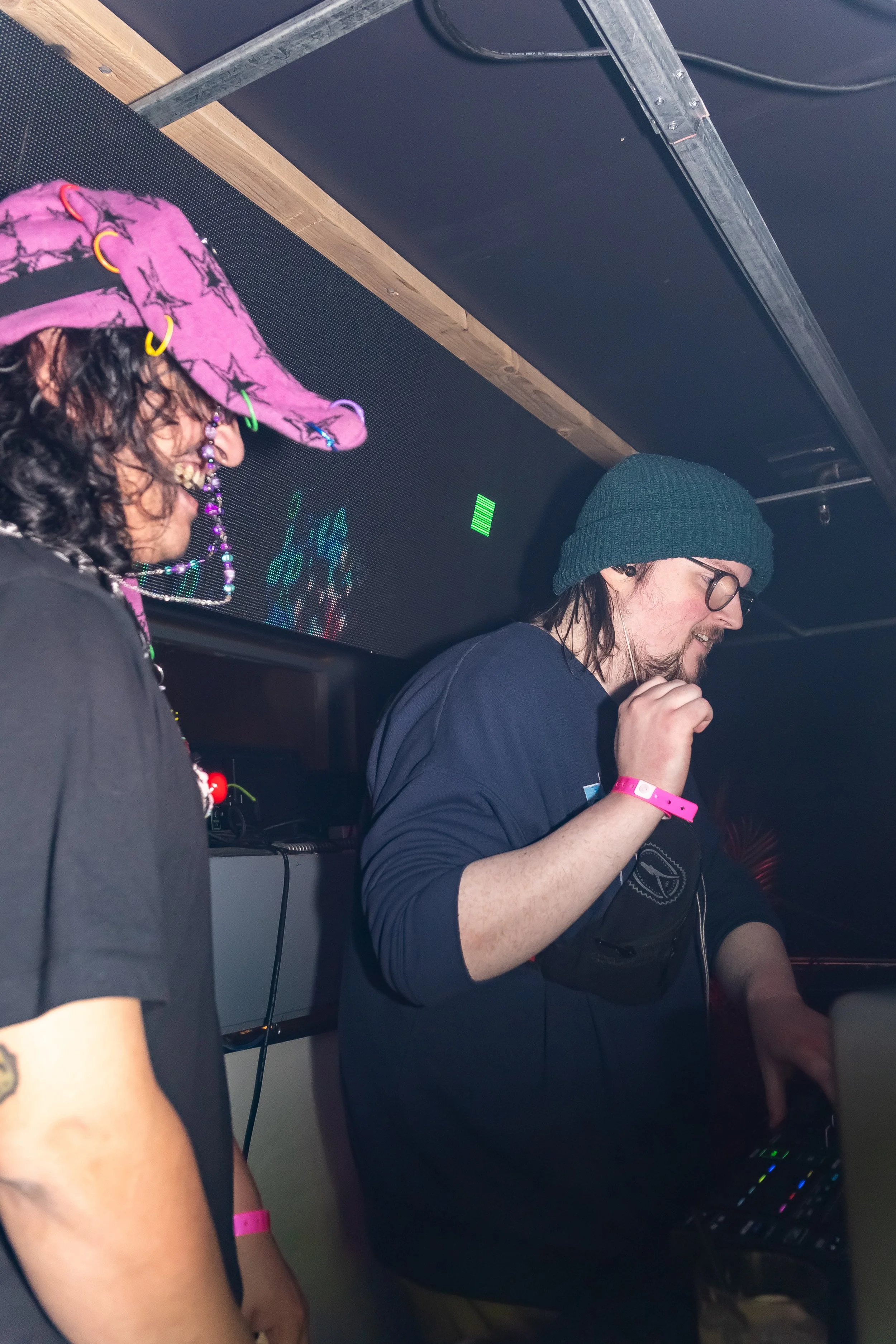 JUST JAVI B2B NOLAN VOID 3.jpg
