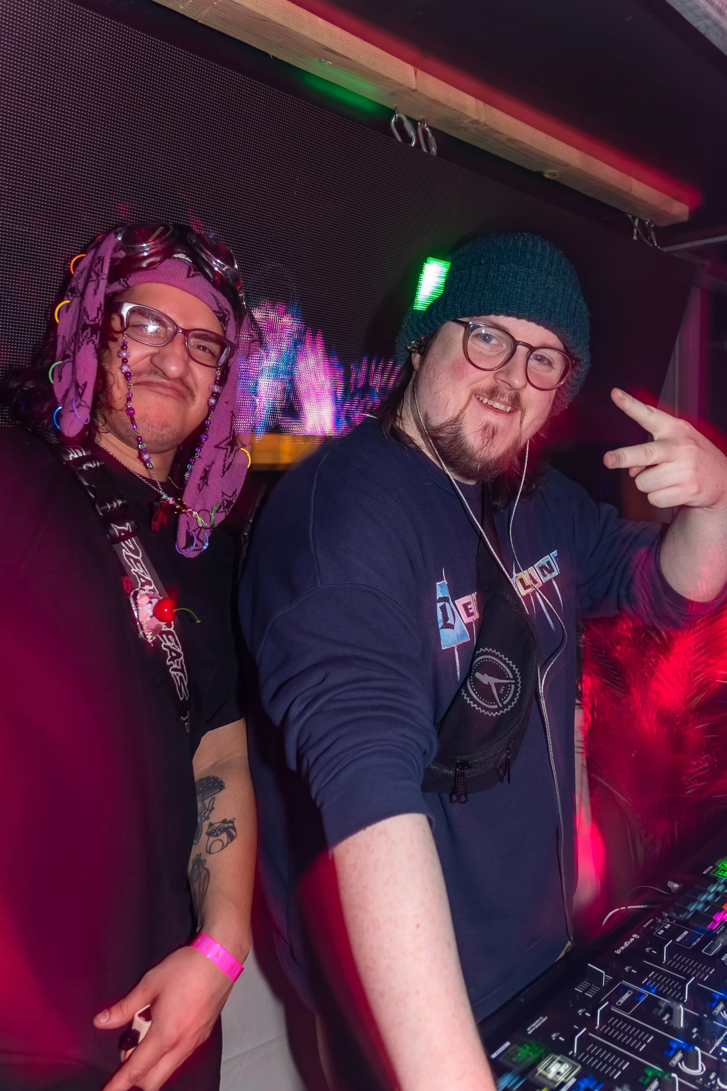 JUST JAVI B2B NOLAN VOID 2.jpg