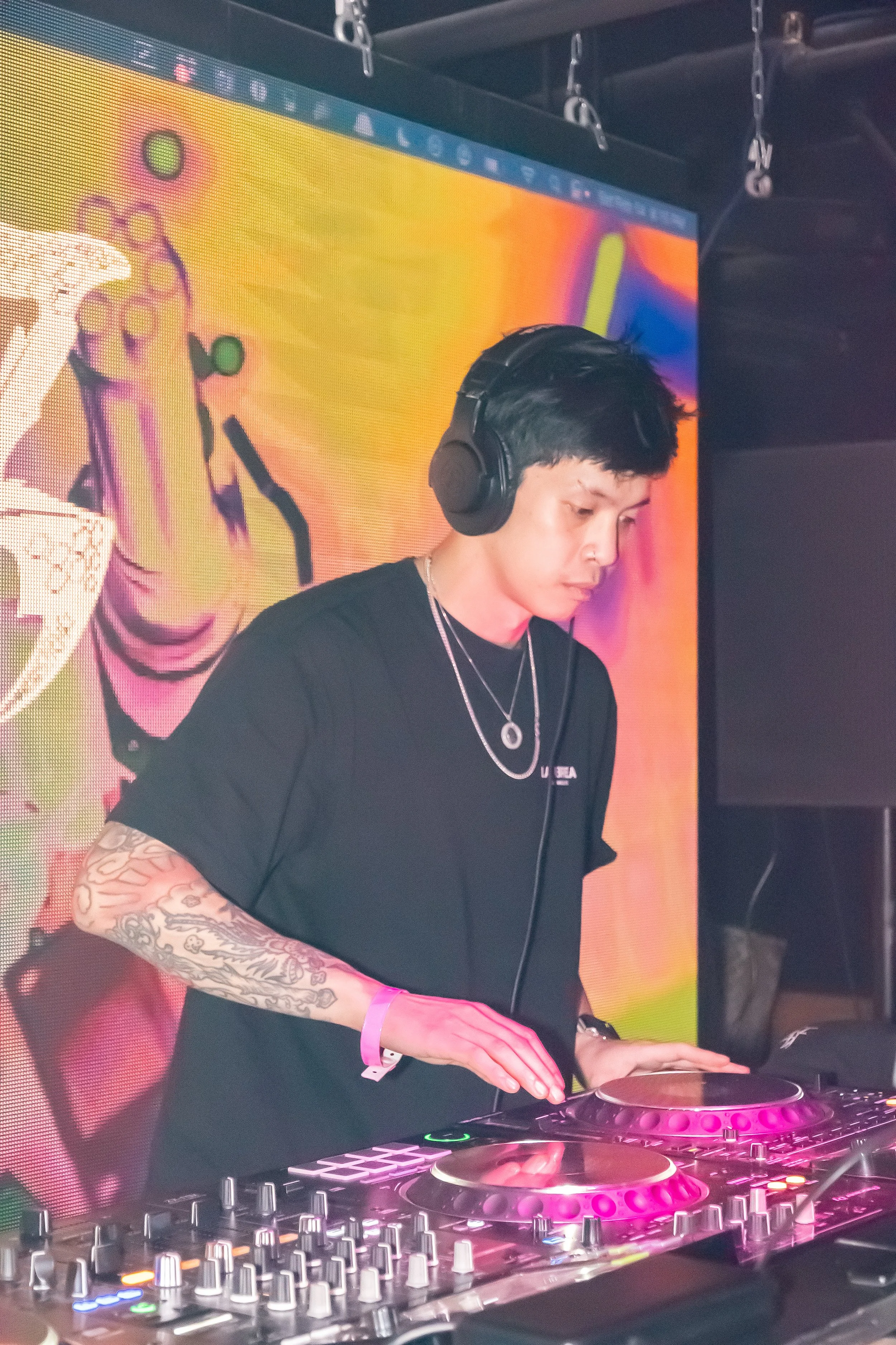 SKVLEZ B2B STEVEMFDANG 6.jpg