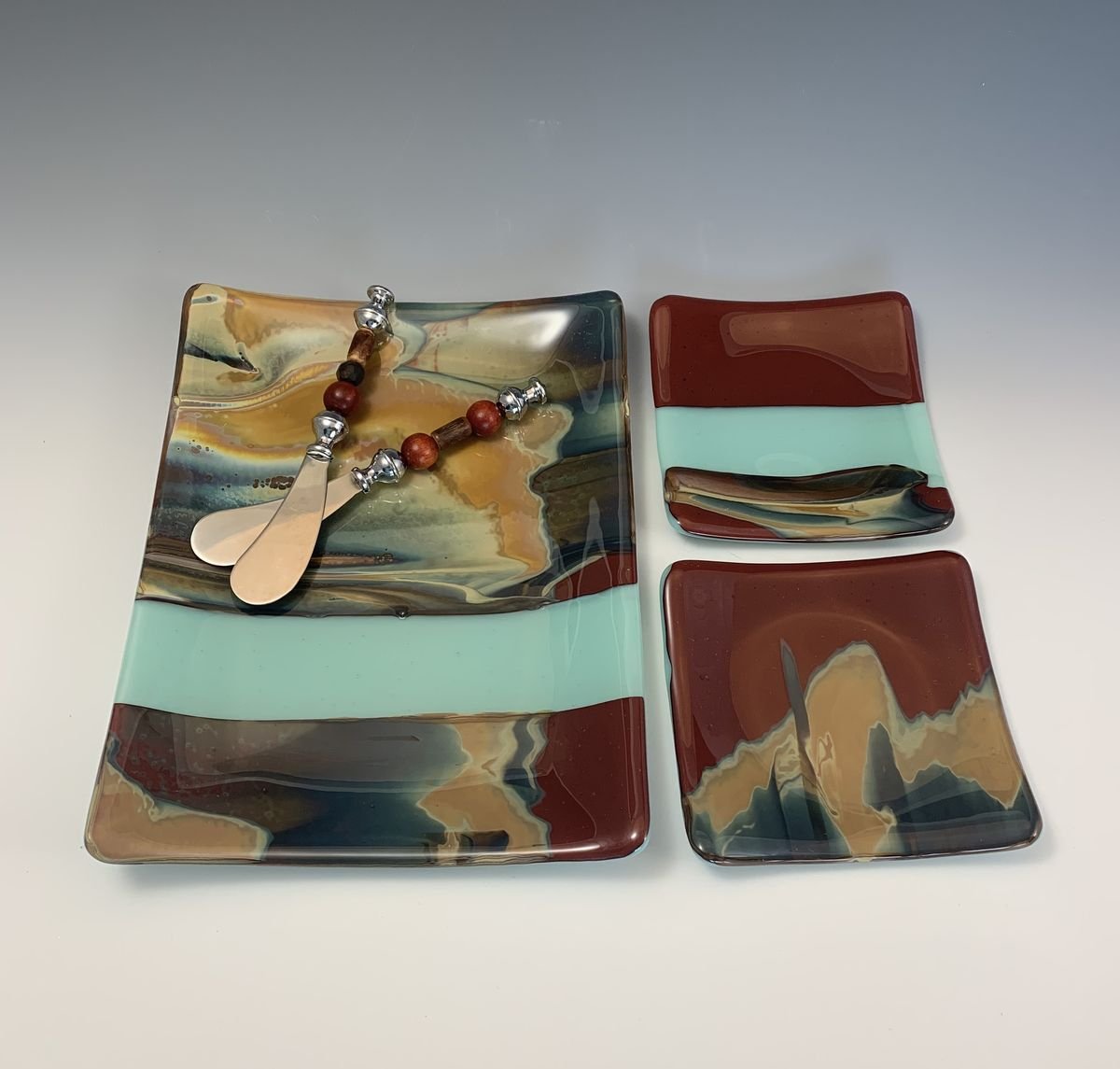 Petrified Wood Cheese Plate Set