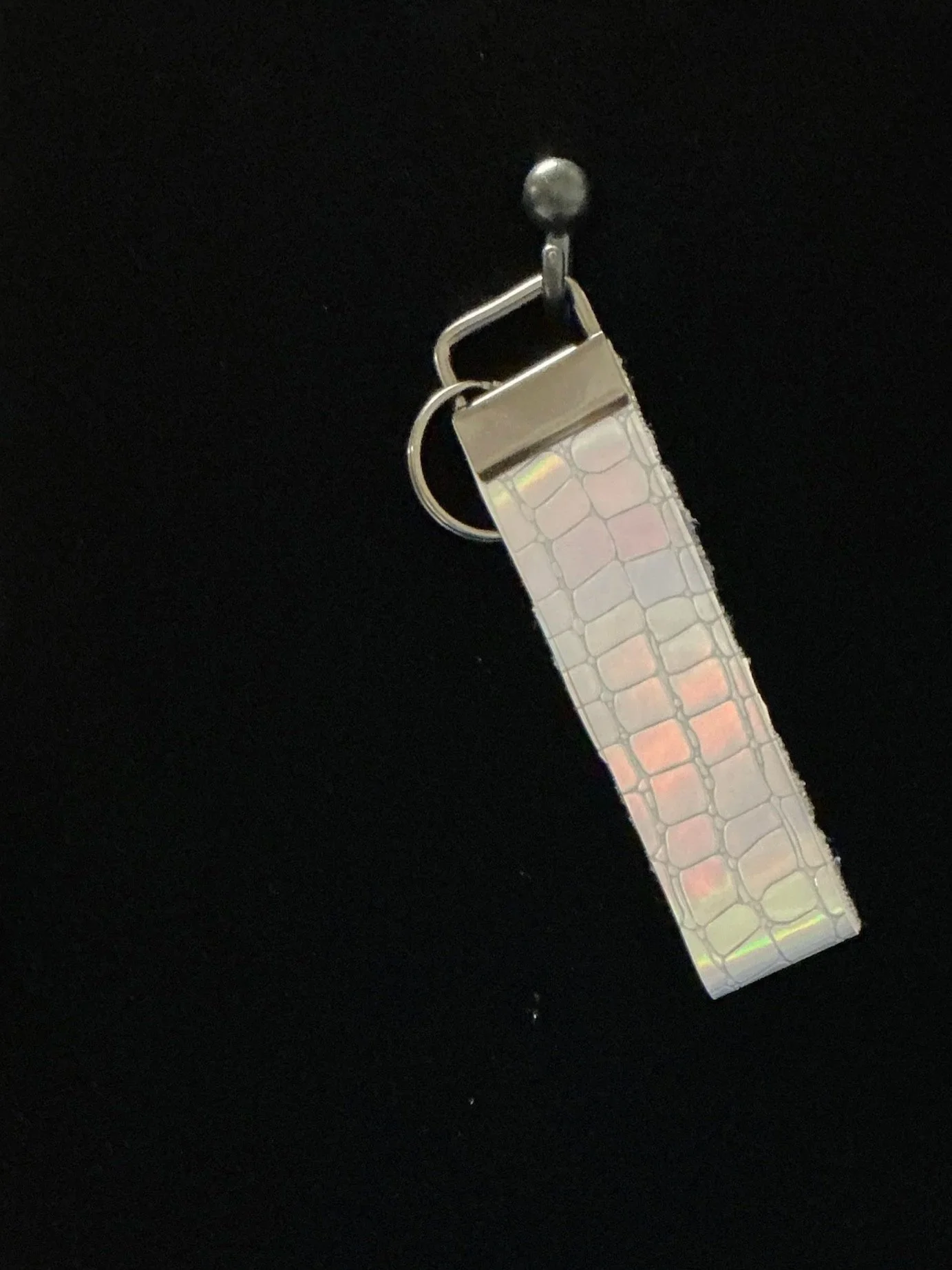 Shimmer silver puff handheld