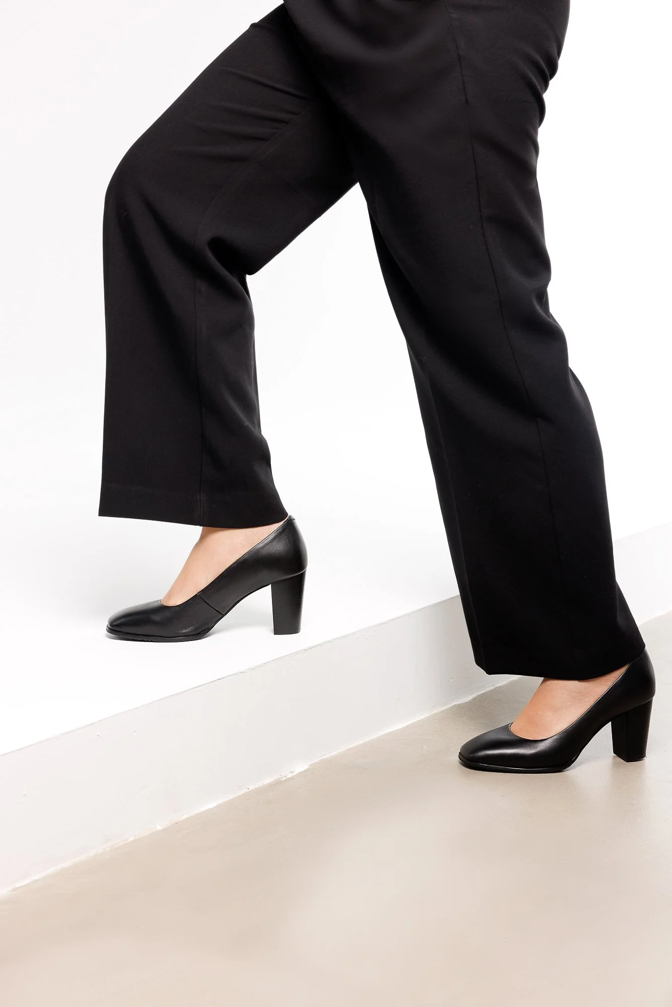 Low Res_Skysoles _Studio Shoot_067.jpg