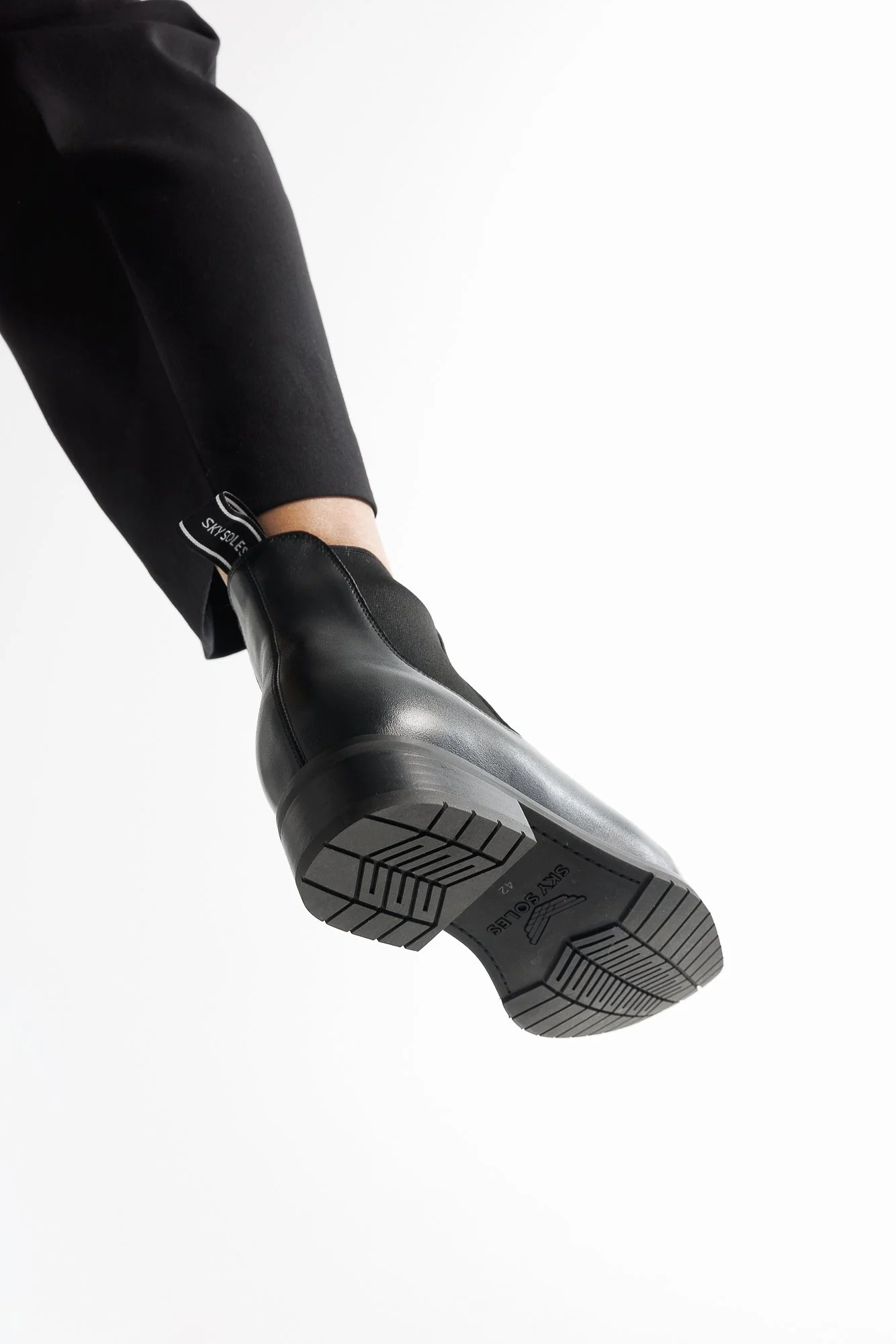 Low Res_Skysoles _Studio Shoot_087.jpg