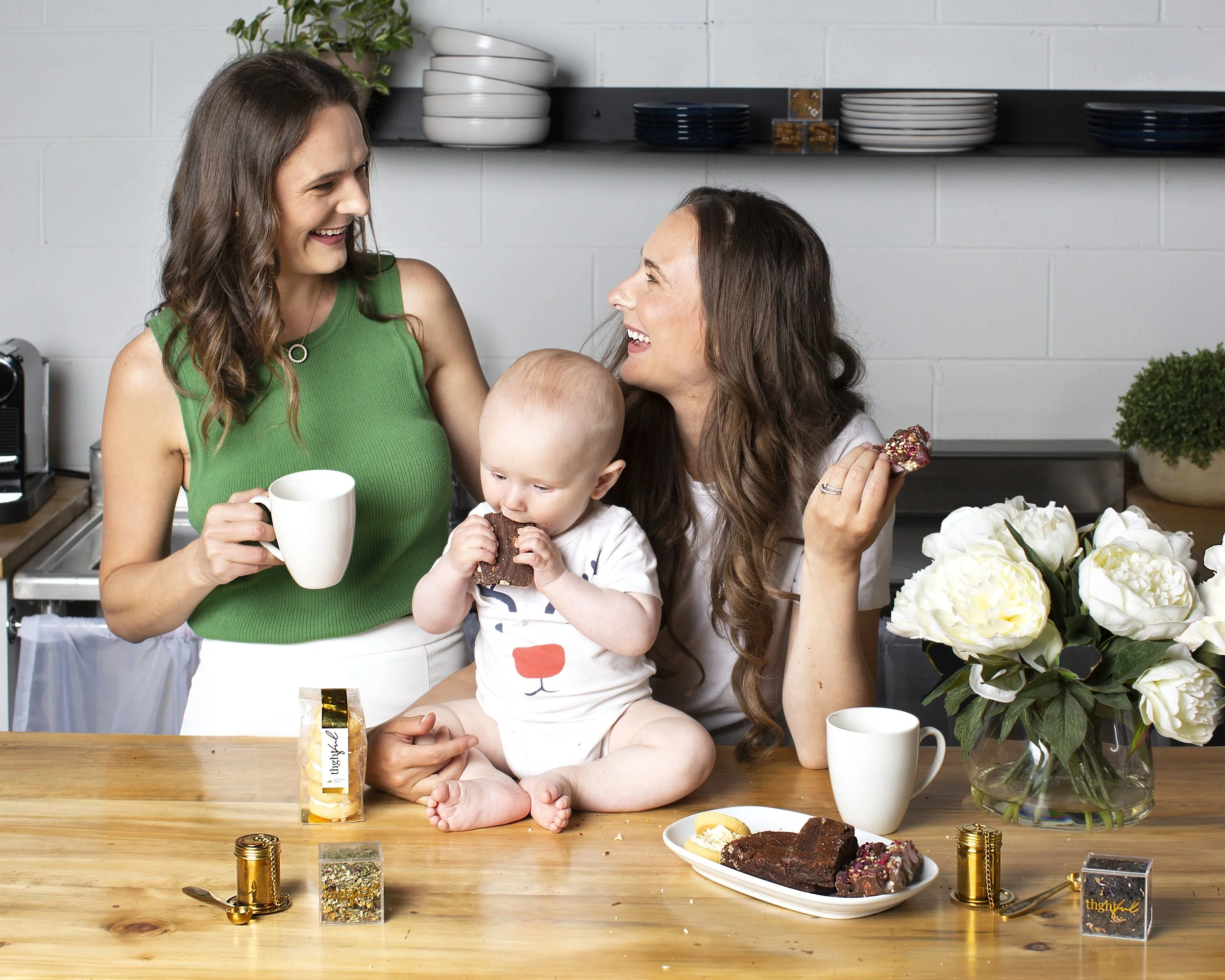 High Res_28_4x5 crop_Lifestyle_JoanneManaritiPhotography_ThghtfulGifts.jpg