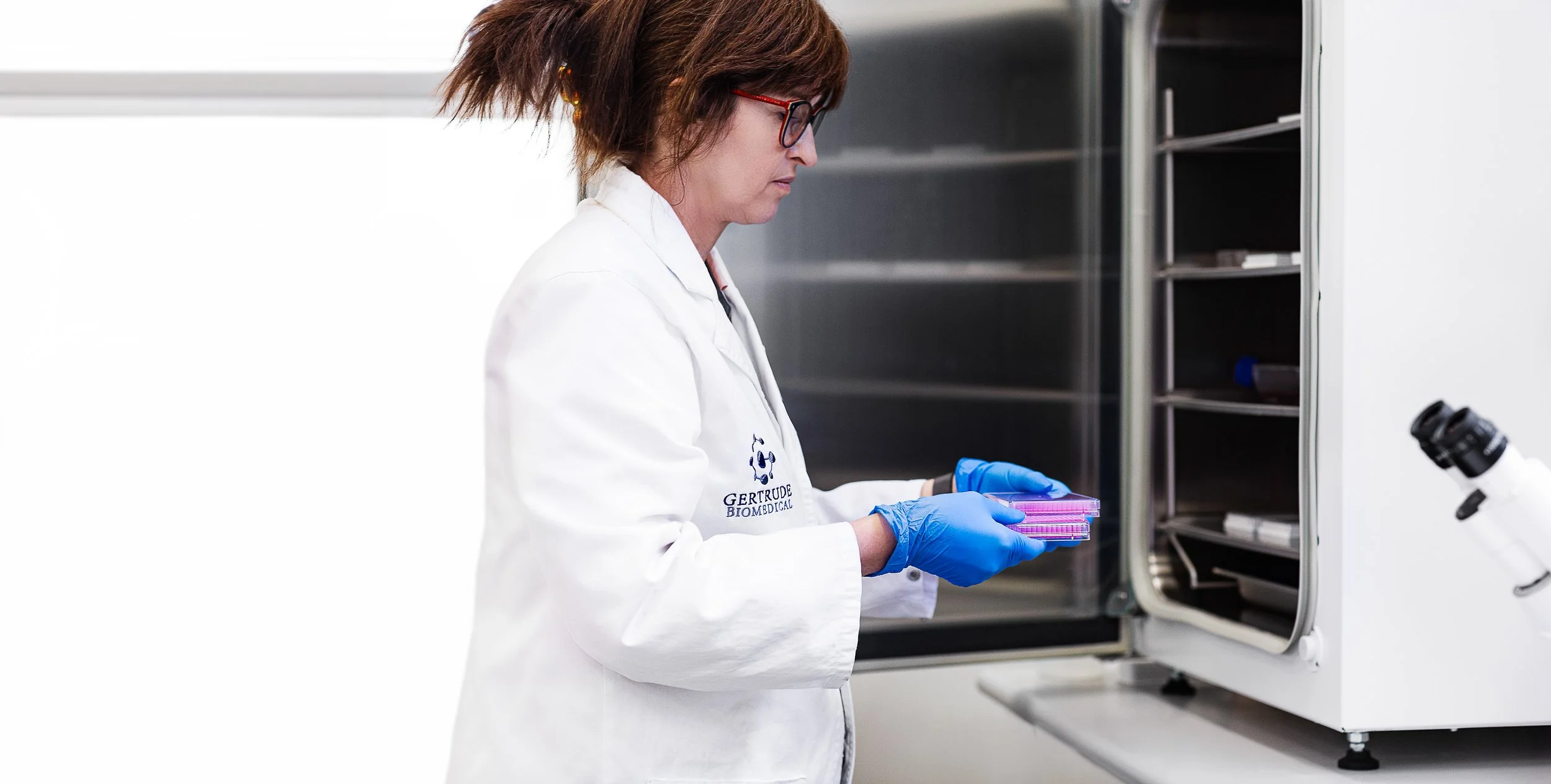 LowRes_Getrude BioMedical_JoanneManaritiPhotography_4_B.jpg