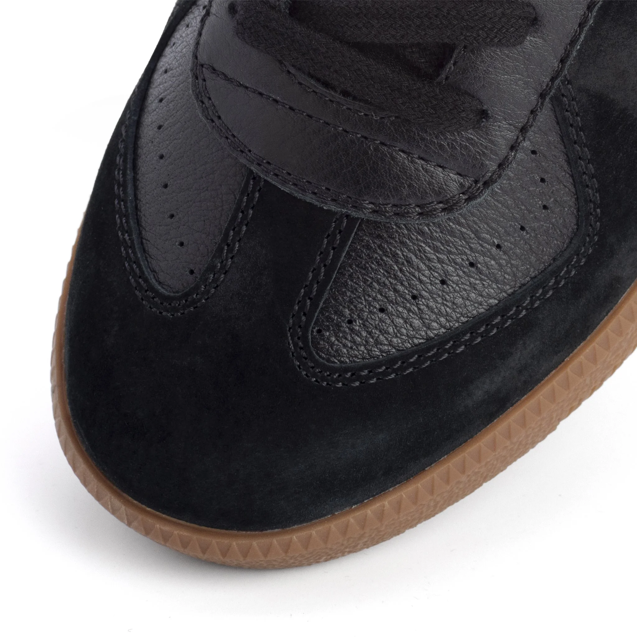 Pace BlackGum_07.jpg